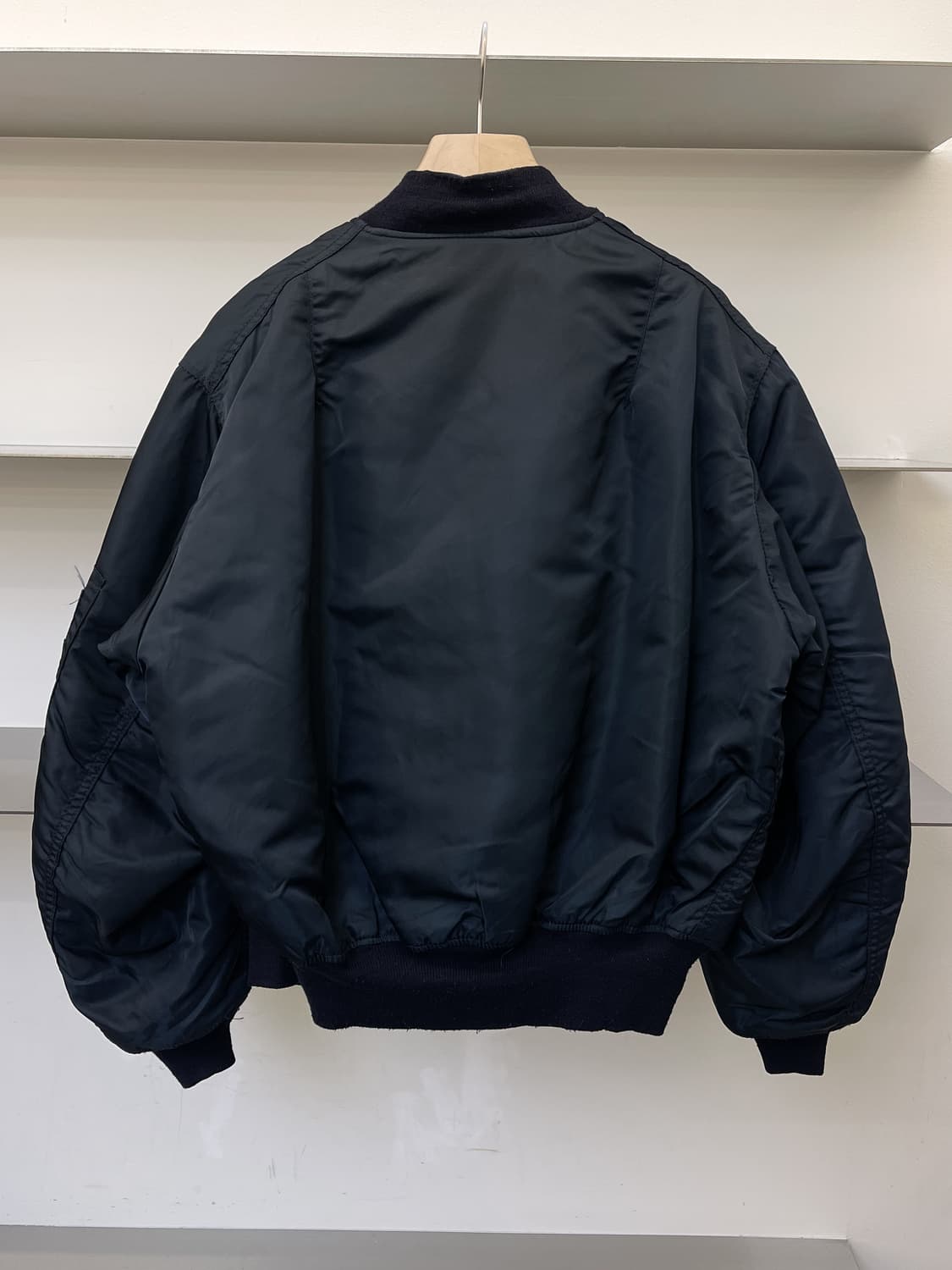 알파인더스트리 U.S.A.F Ma-1 플라이트 자켓 상품이미지4