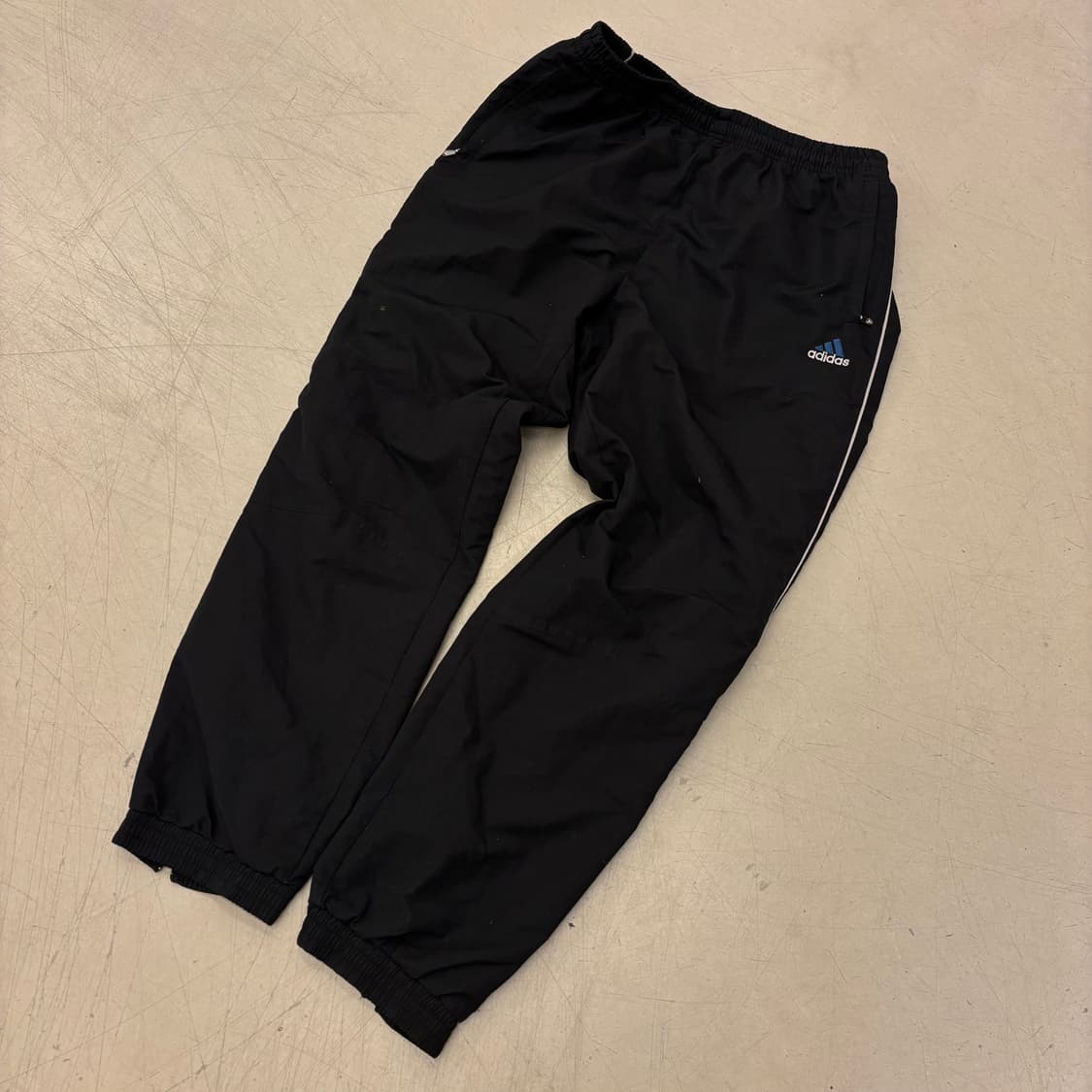 아디다스 백삼선 올드스쿨 트랙 팬츠 상품이미지1