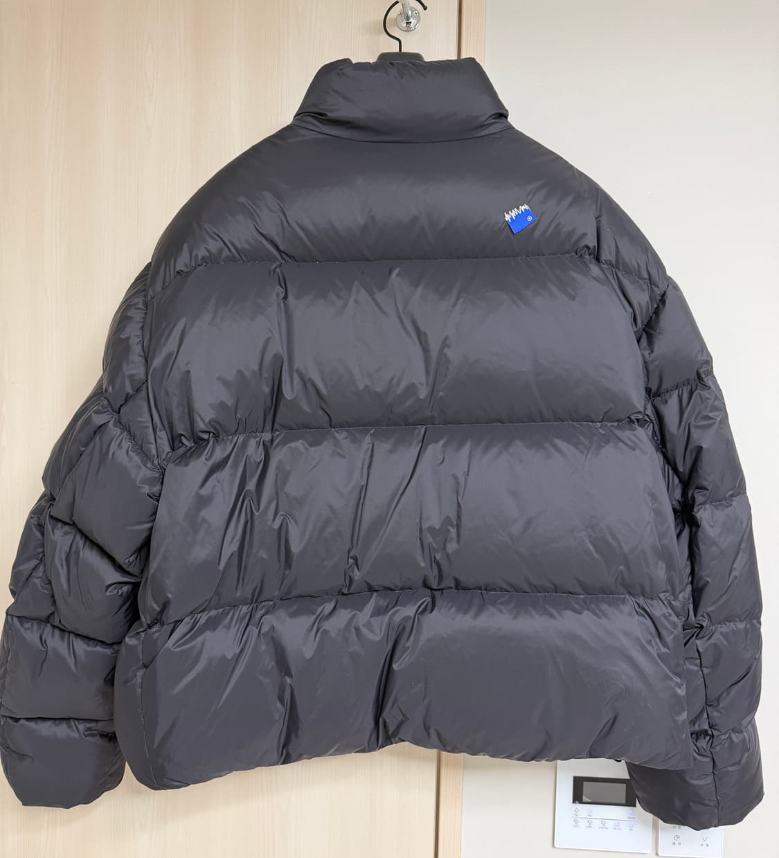 아더에러 시그니피컨트 푸퍼자켓 상품이미지2