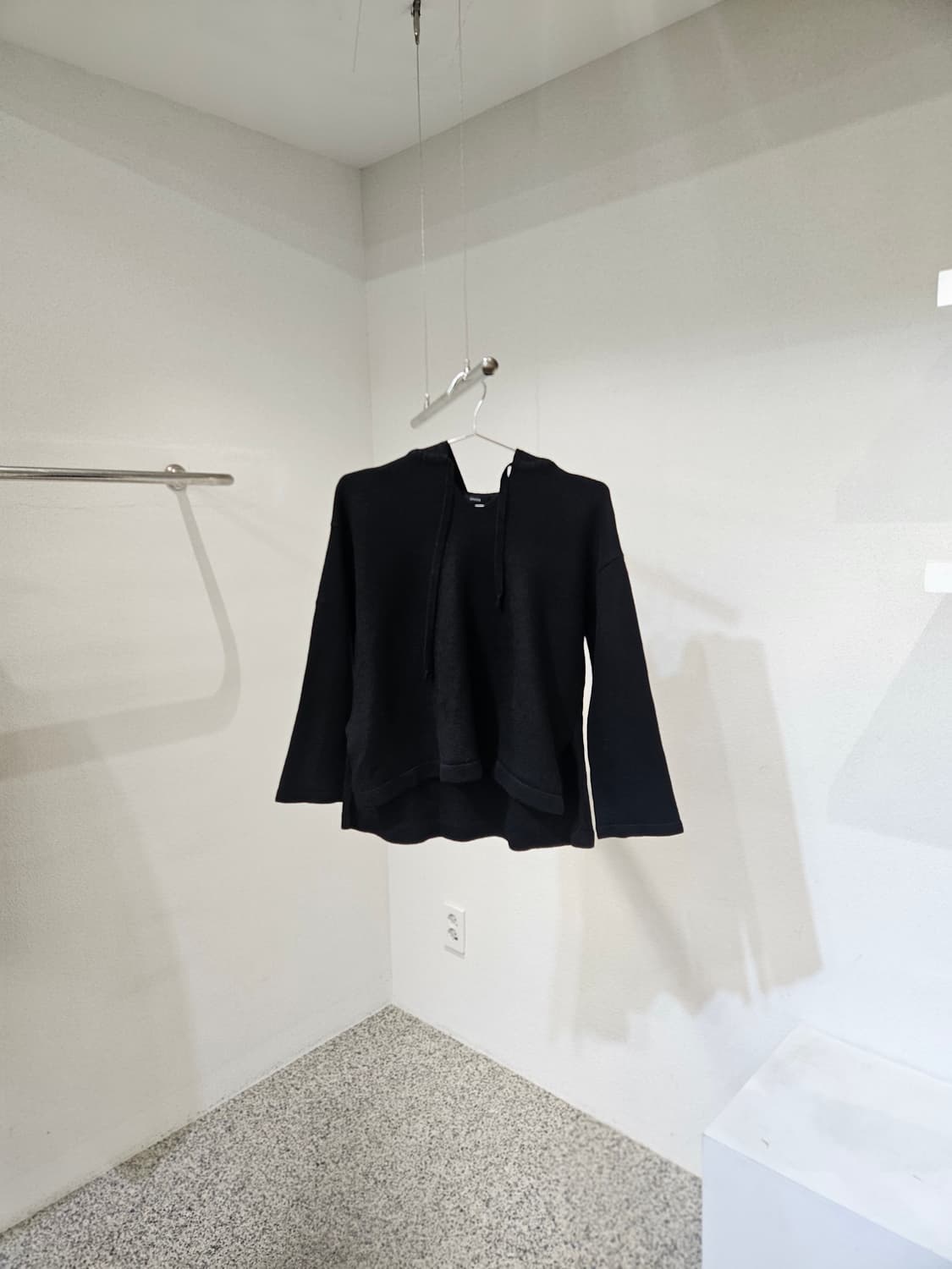 시스템 후드 니트 상품이미지1