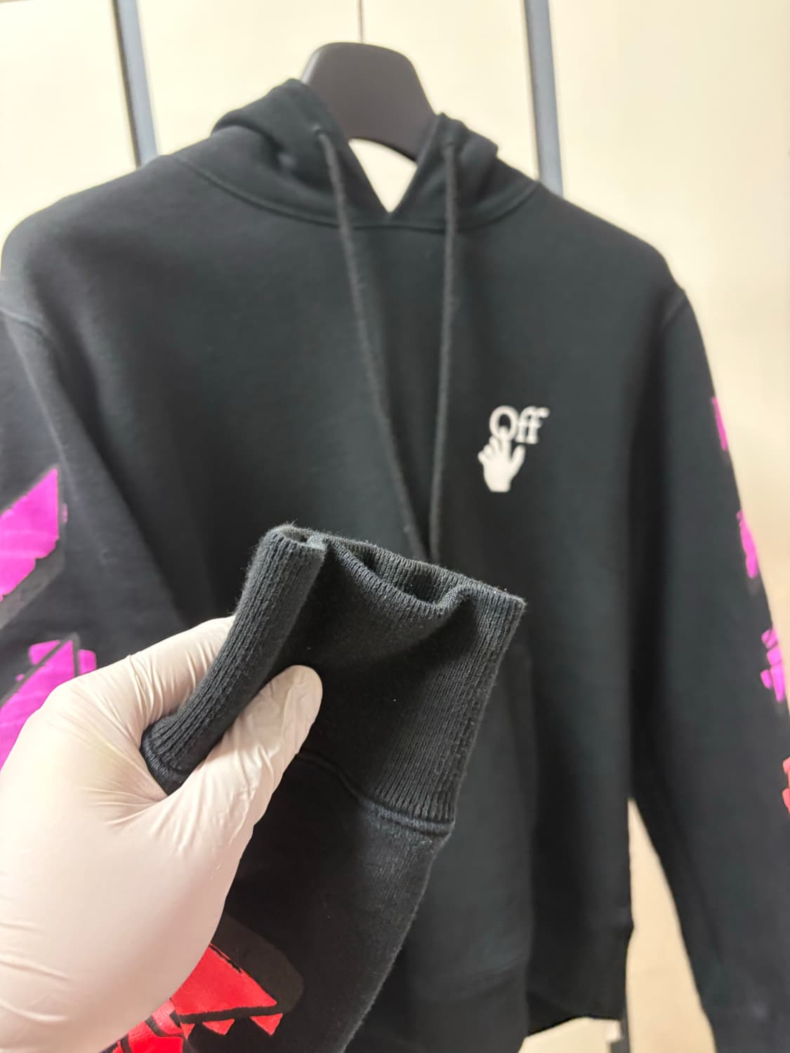 [당일배송/정품] 오프화이트 마커애로우 후드티 m 상품이미지5