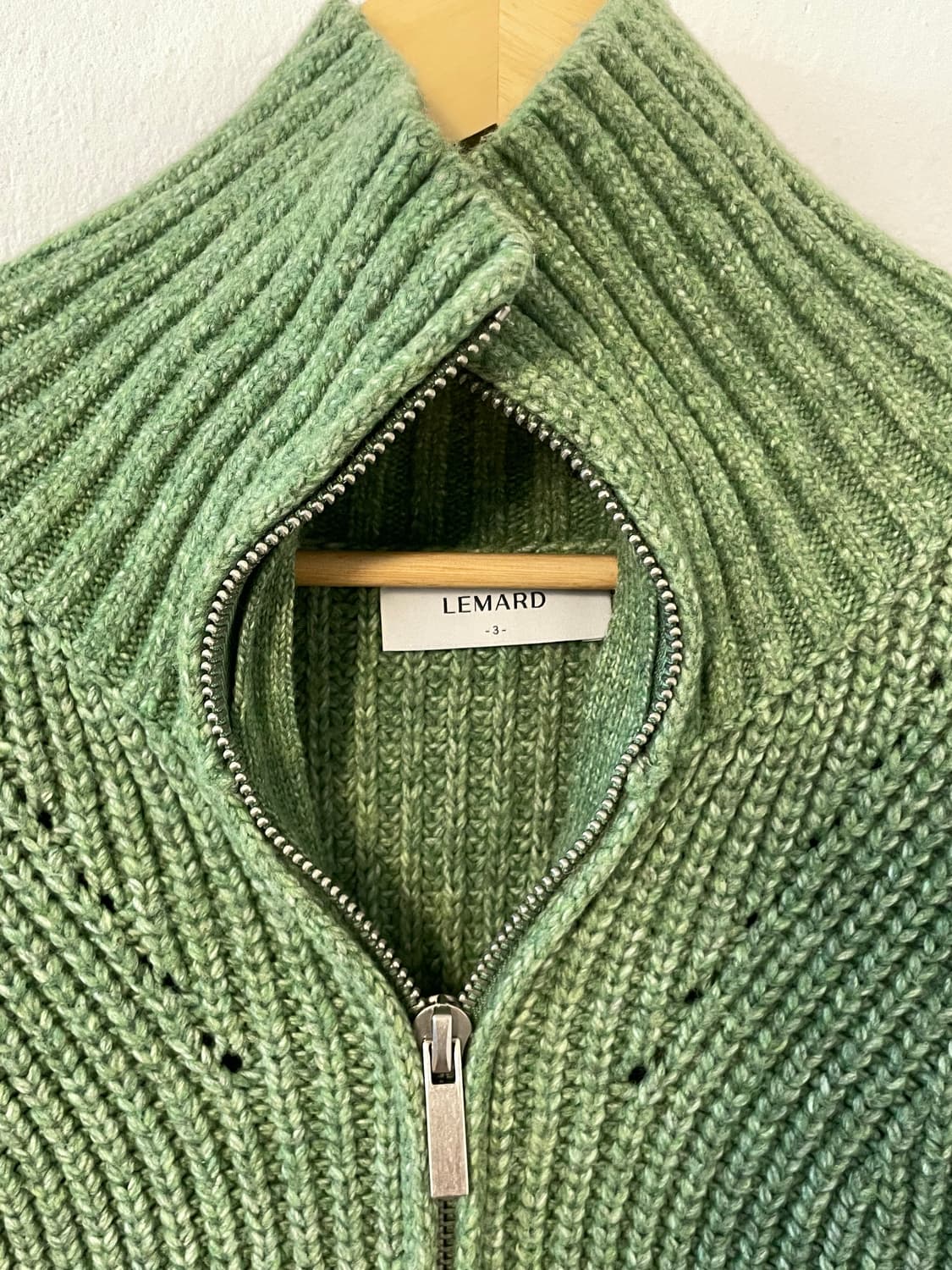 르마드 니트 집업  상품이미지4