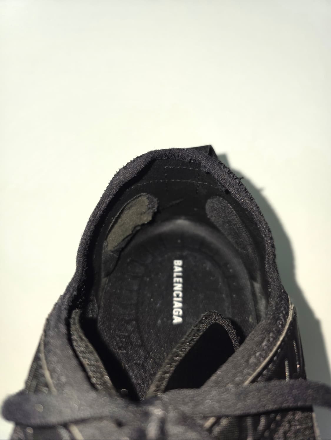 발렌시아가 서킷 블랙 EU42 상품이미지5