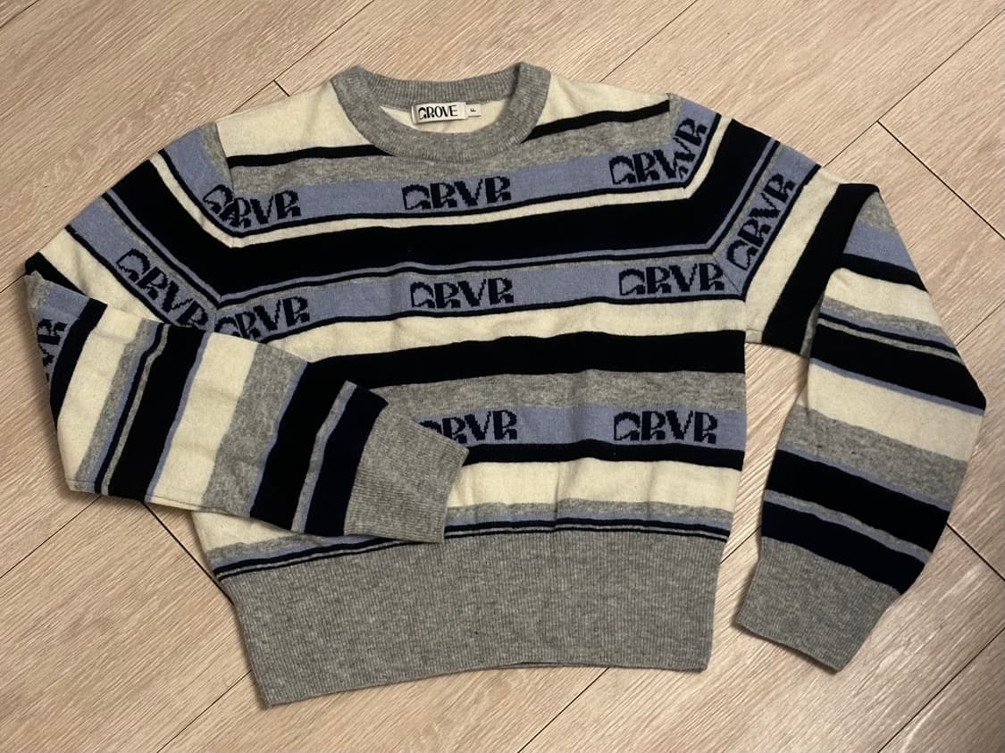 그로브 GRVR 스트라이프 로고 니트 상품이미지1