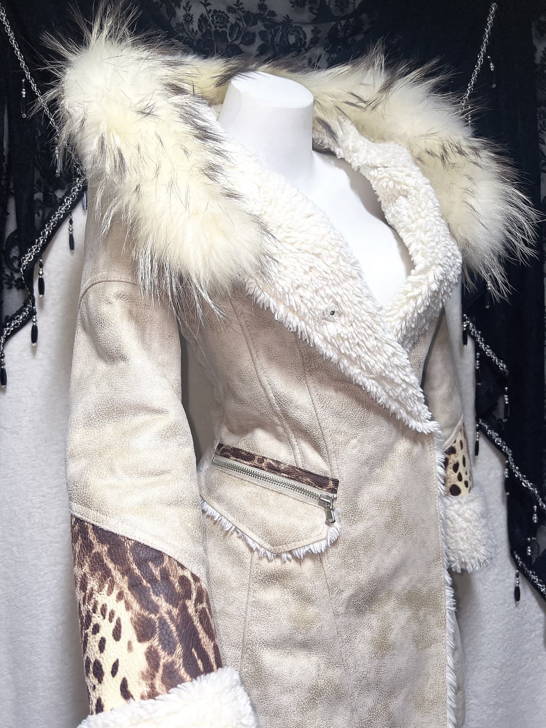 에고이스트 퍼후드 레오파드 호피 무스탕 털자켓 오네갸루 00s  펑크 상품이미지3
