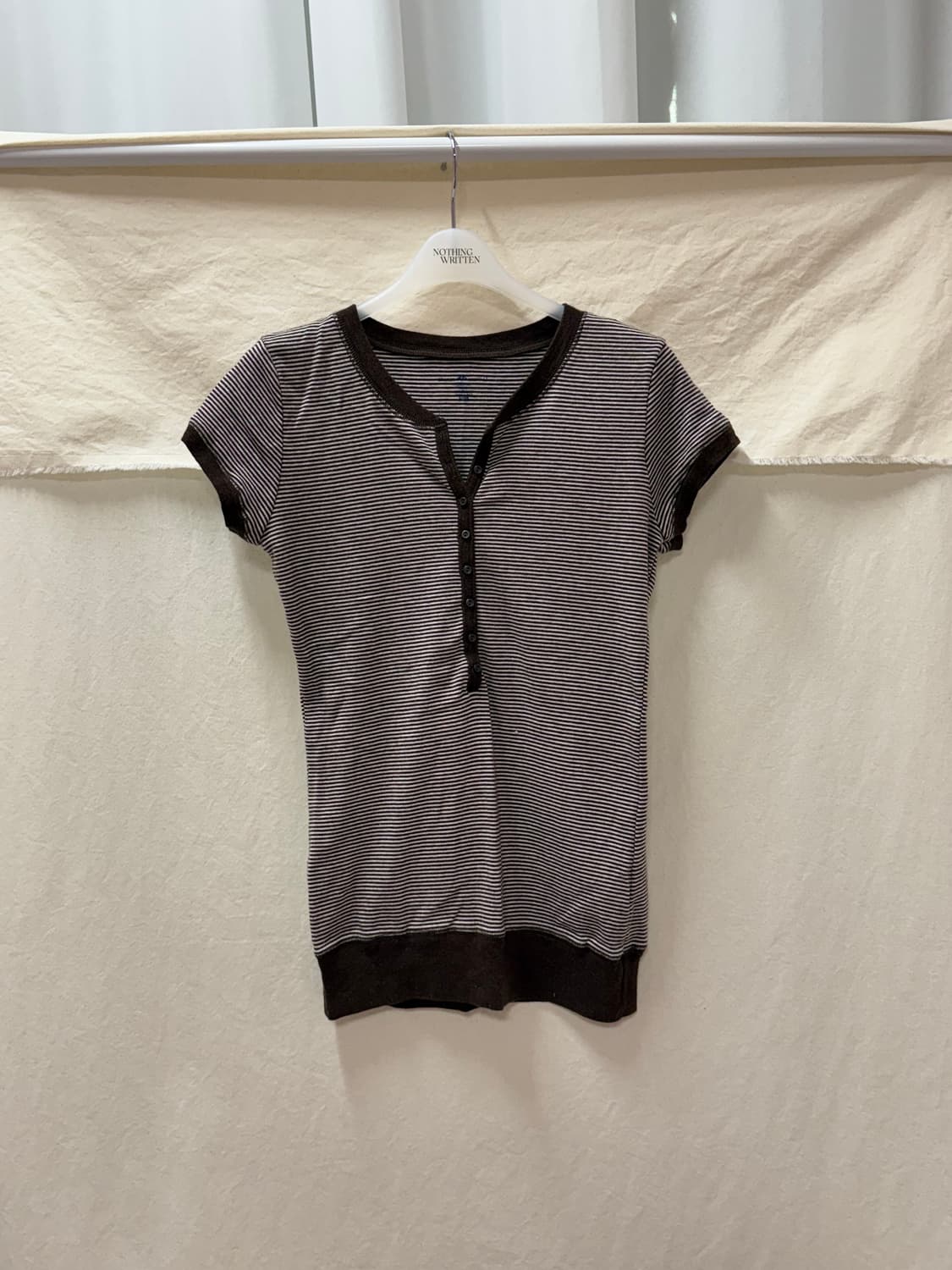 브랜디멜빌 스트라이프 단추티 상품이미지1