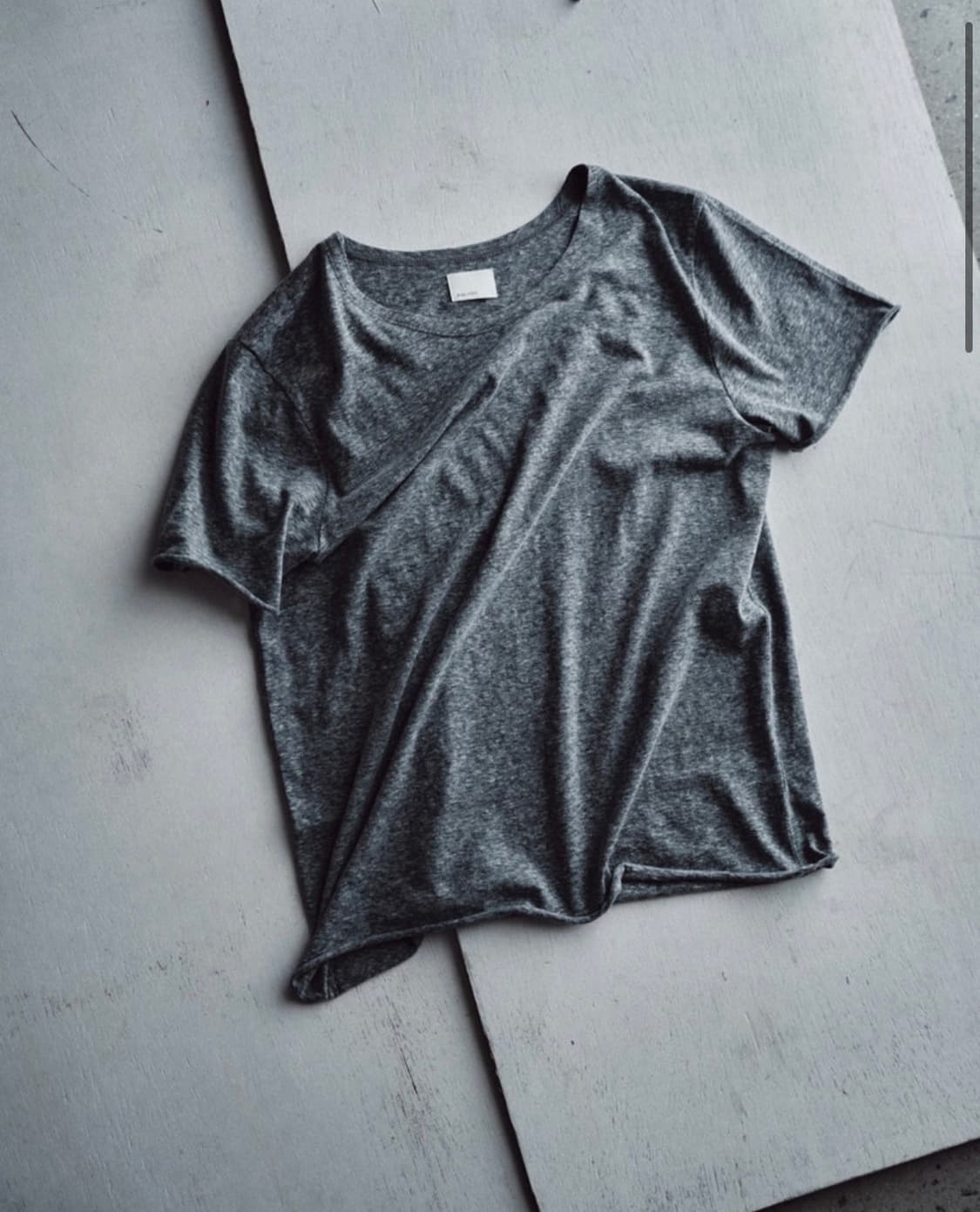 Textured Roll Half Sleeve - Monochrome 상품이미지1