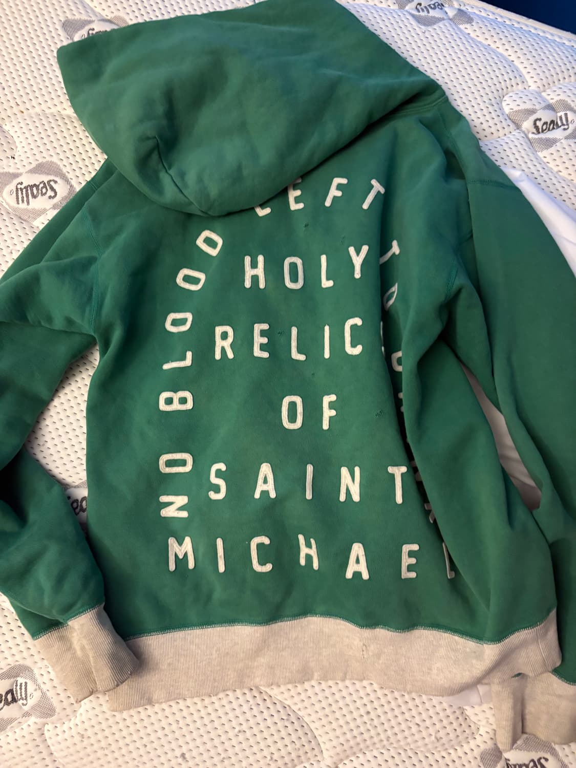 세인트 미카엘 후드 상품이미지4