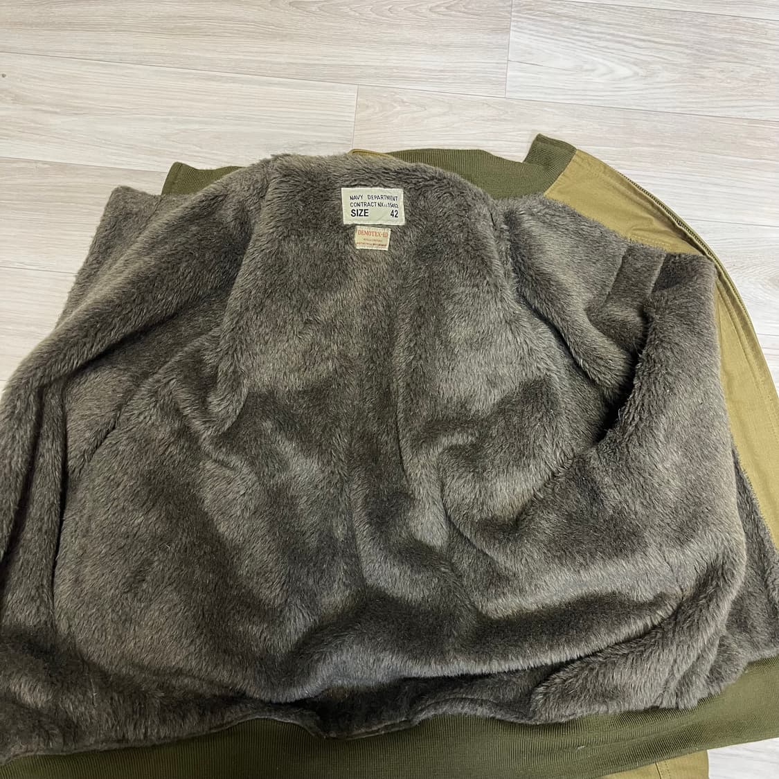 브론슨(bronson) USN G-8 덱자켓 판매합니다 상품이미지8