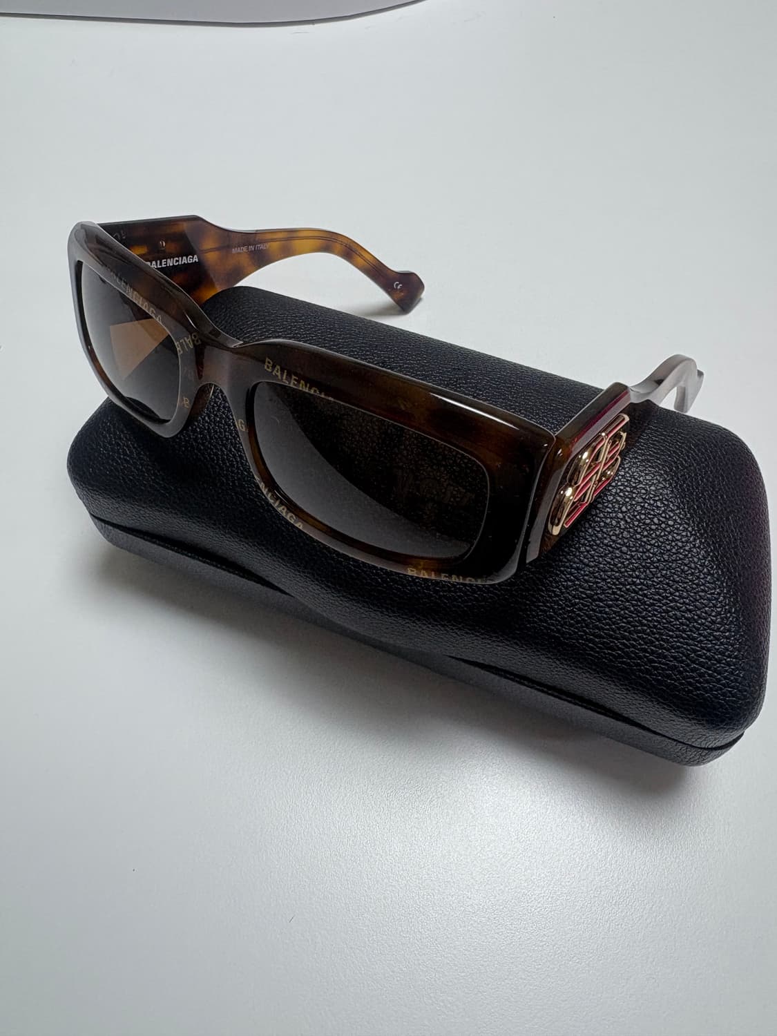 발렌시아가 로고 레오파드 선글라스  상품이미지2