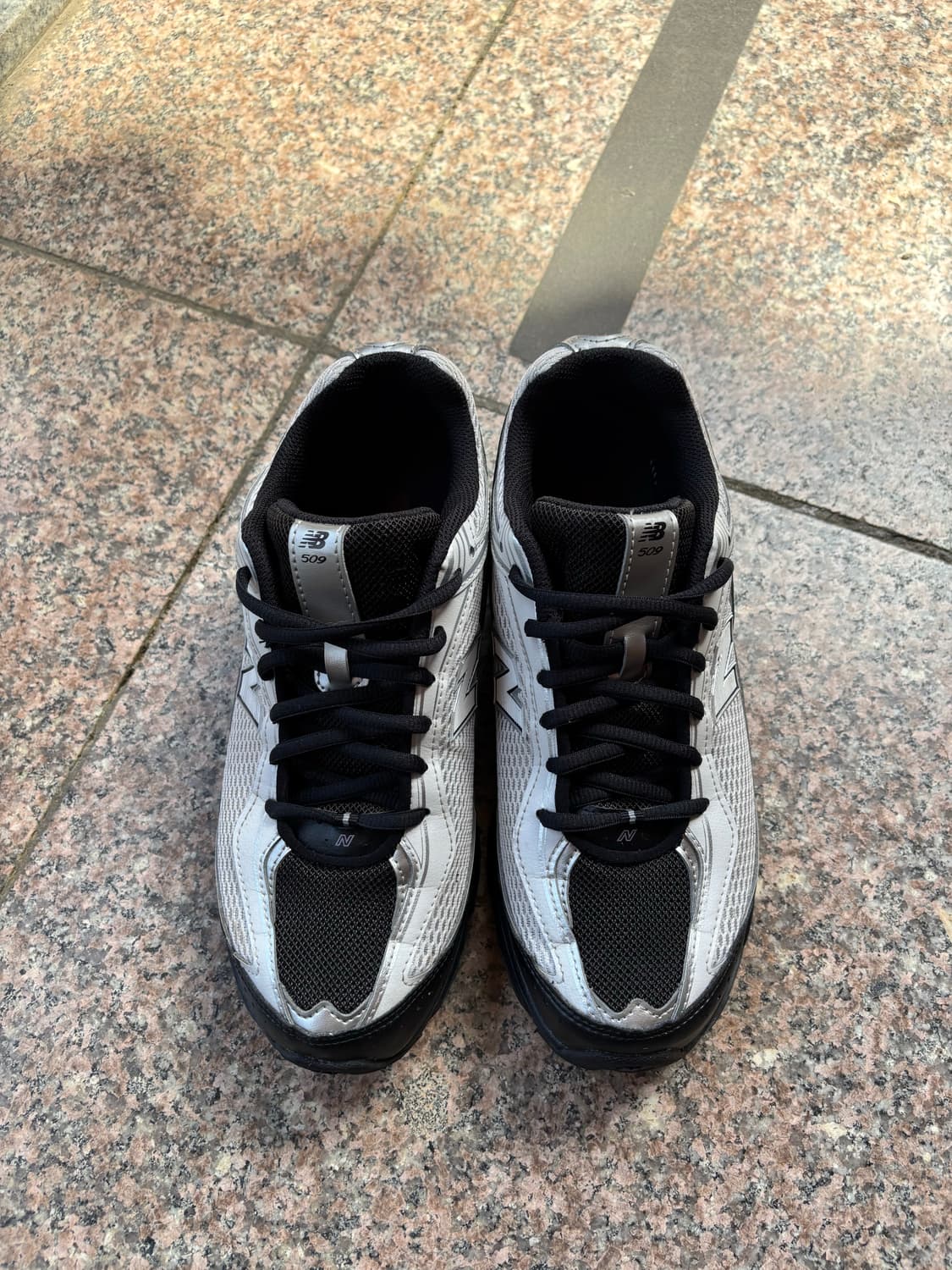 뉴발란스 509 블랙 그레이 상품이미지2
