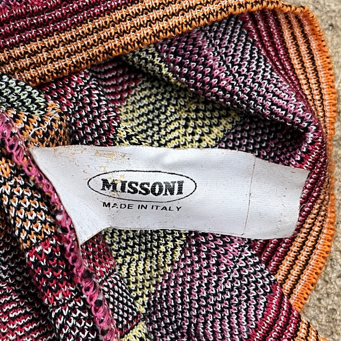 [정품] 미쏘니 브이넥 케이블 니트 긴팔티 b17 상품이미지6