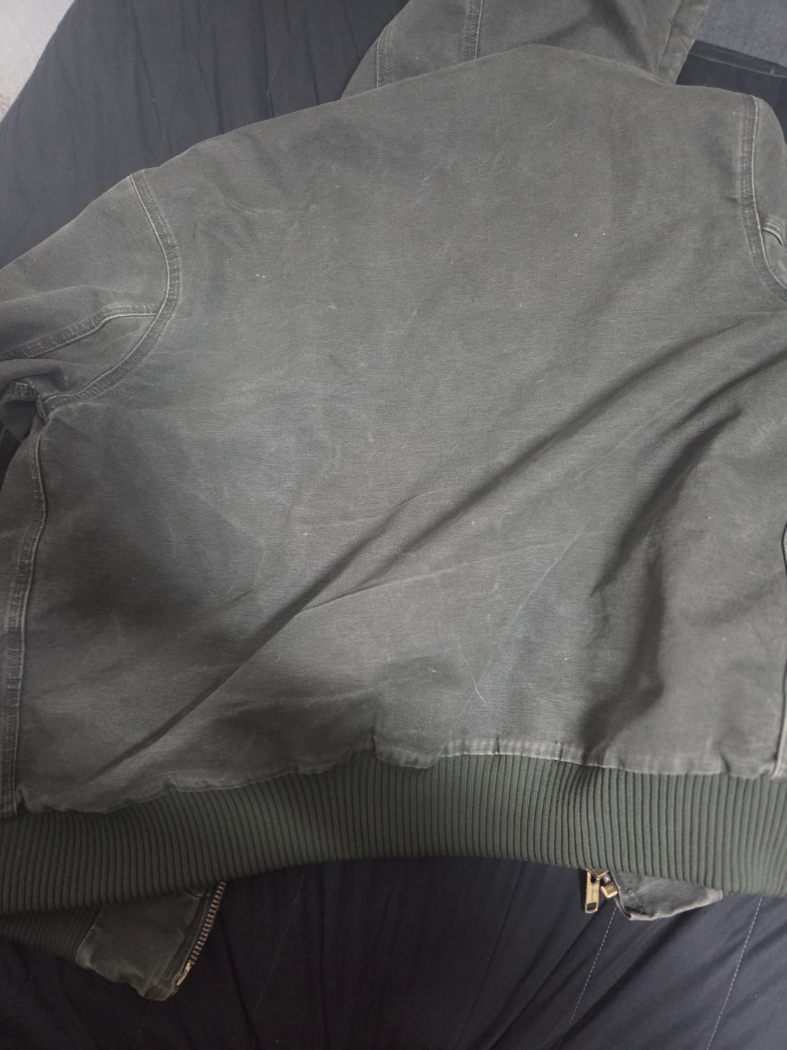 칼하트 j130 mos L 판매 합니다 상품이미지2