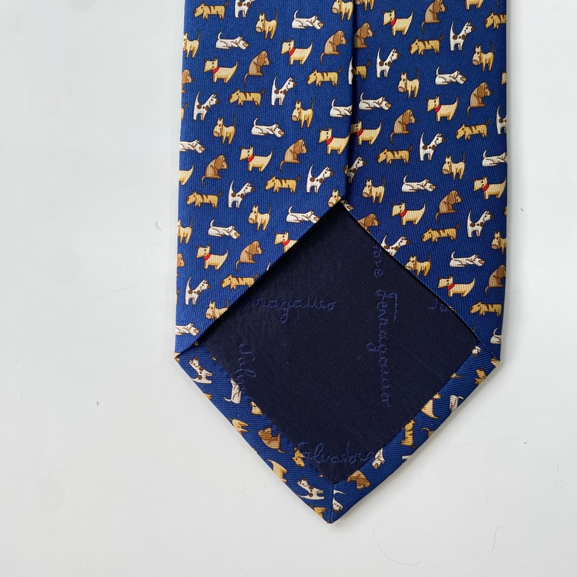 페레가모(Ferragamo) 명품 정품넥타이 상품이미지8