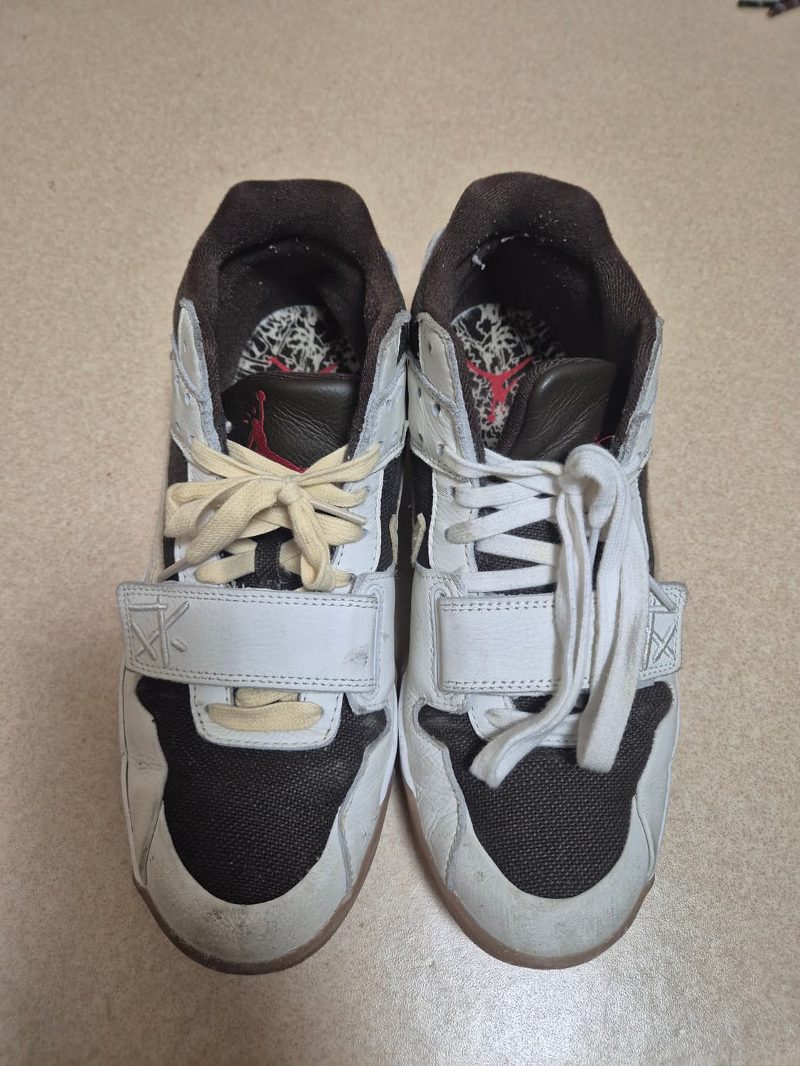 조던 x 트래비스 스캇 점프맨 잭 TR 세일 앤 다크 모카 상품이미지10