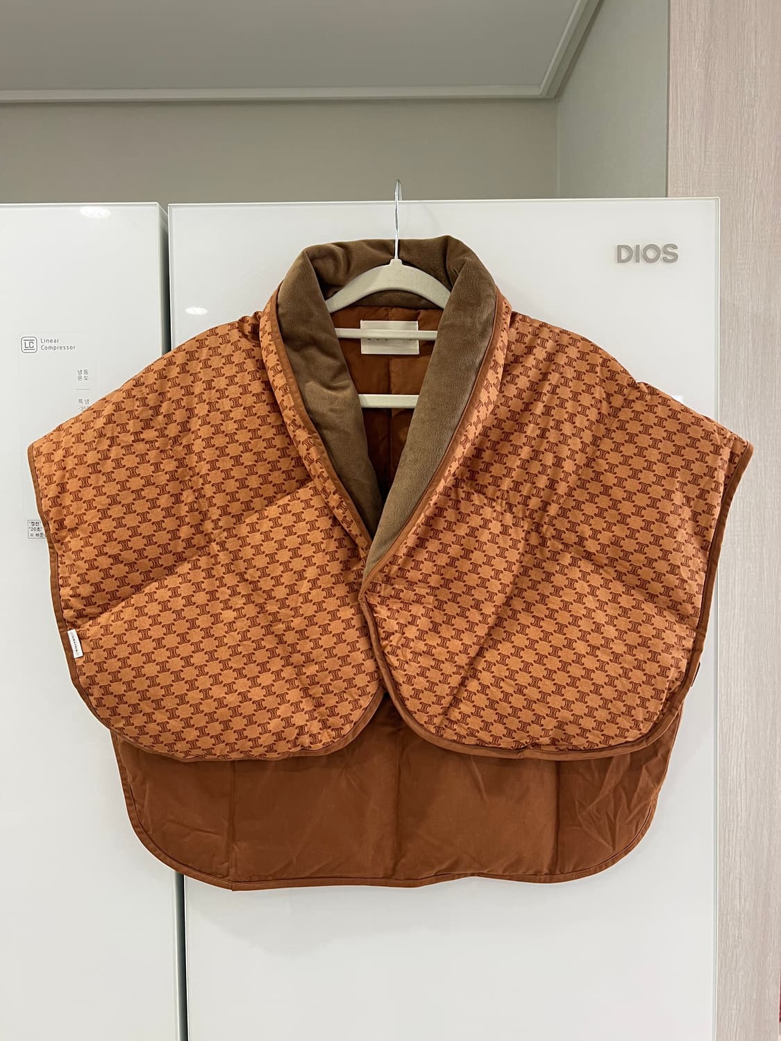 셀린느 숏패딩 상품이미지1