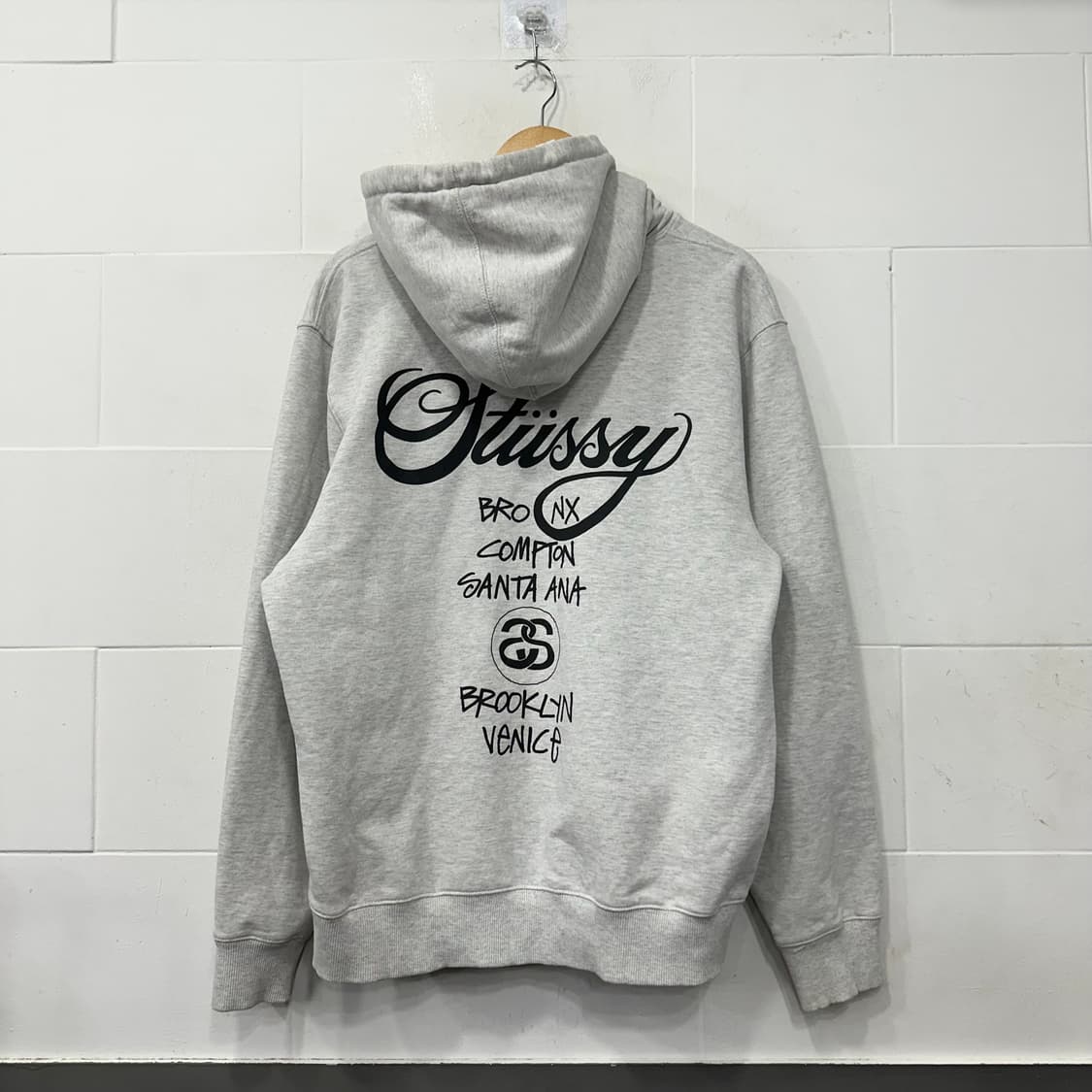 스투시 월드투어 후드티 상품이미지7