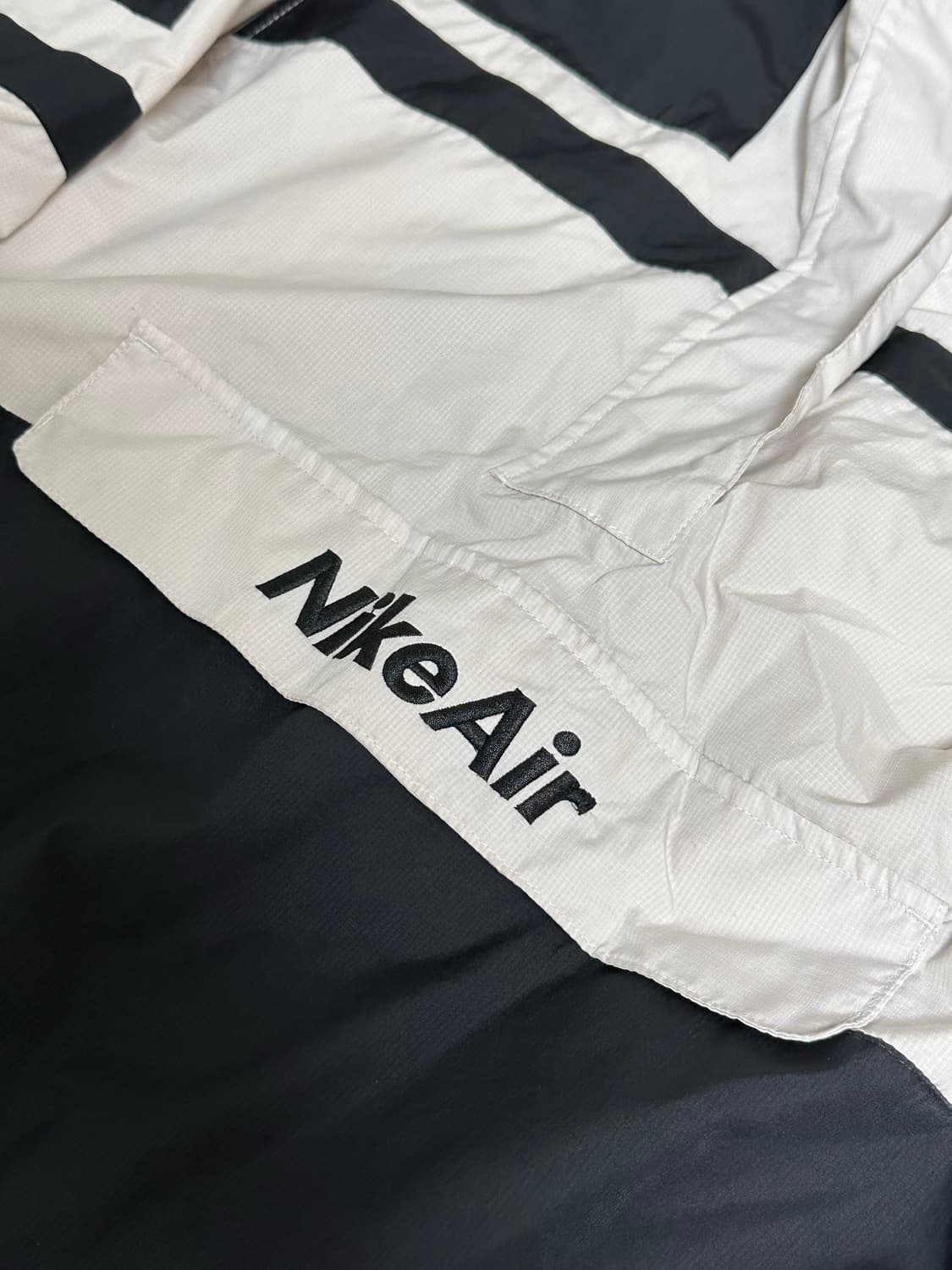 나이키 에어 바람막이 아노락 엑스라지 상품이미지4