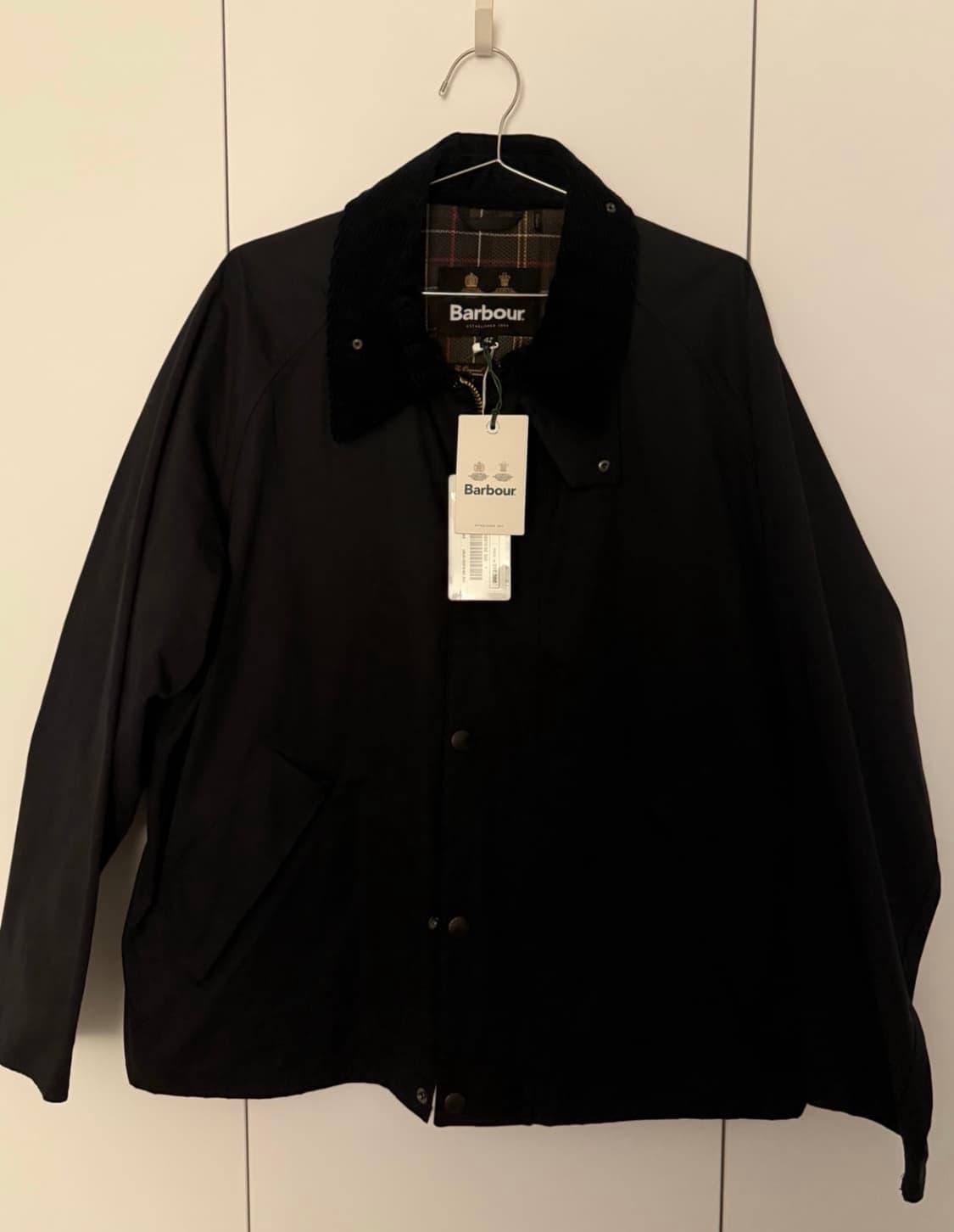 바버 트랜스포트 네이비 42 사이즈 팝니다! 상품이미지2