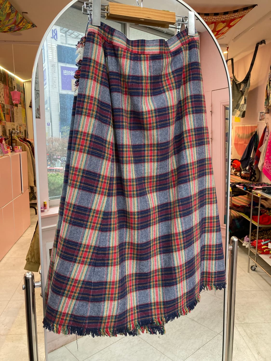 울 100% 네이비 체크 랩스커트 상품이미지6