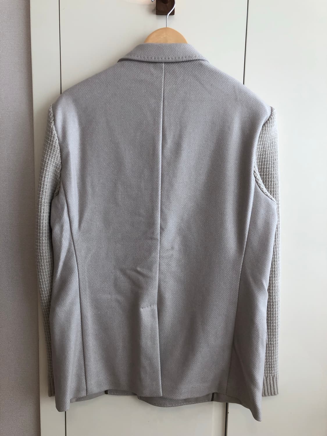 트렌드 꼬르넬리아니 더블 브레스티드 니트 블레이저 자켓 상품이미지3