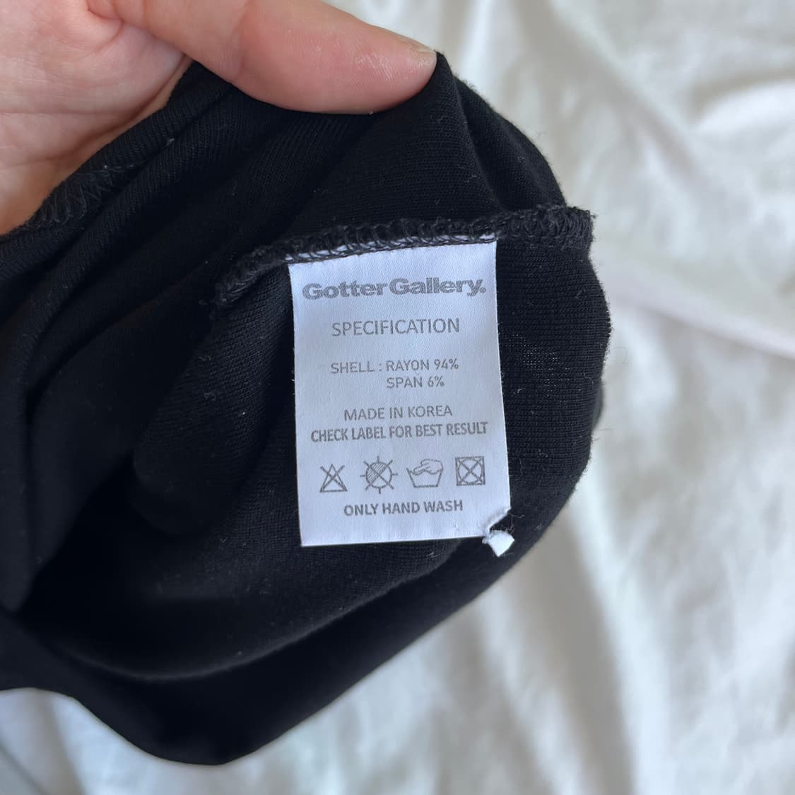 GotterGallery 블랙 크롭 숏슬리브 FREE 상품이미지4