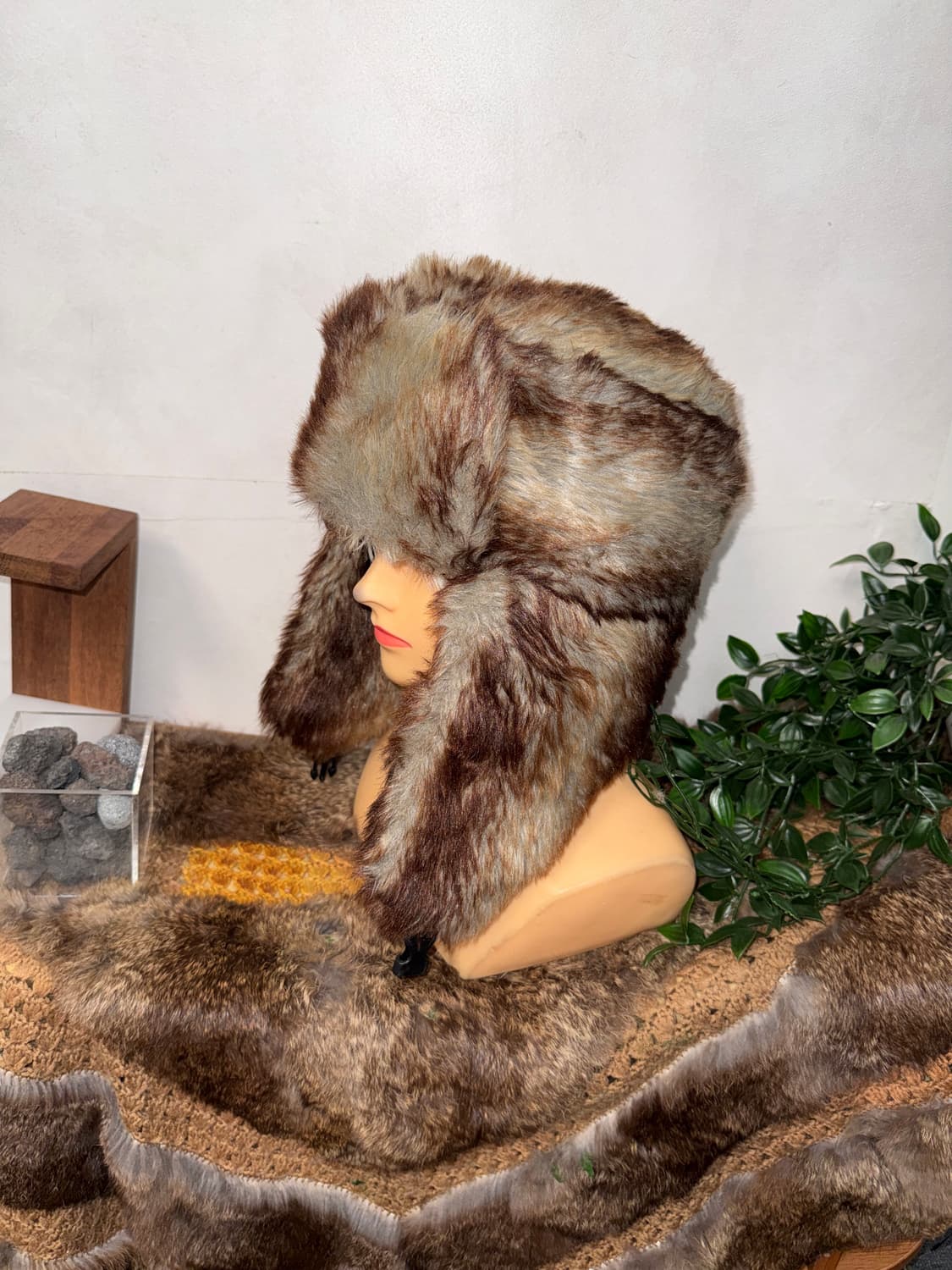 Mixed blue brown faux fur trapper hat 상품이미지1