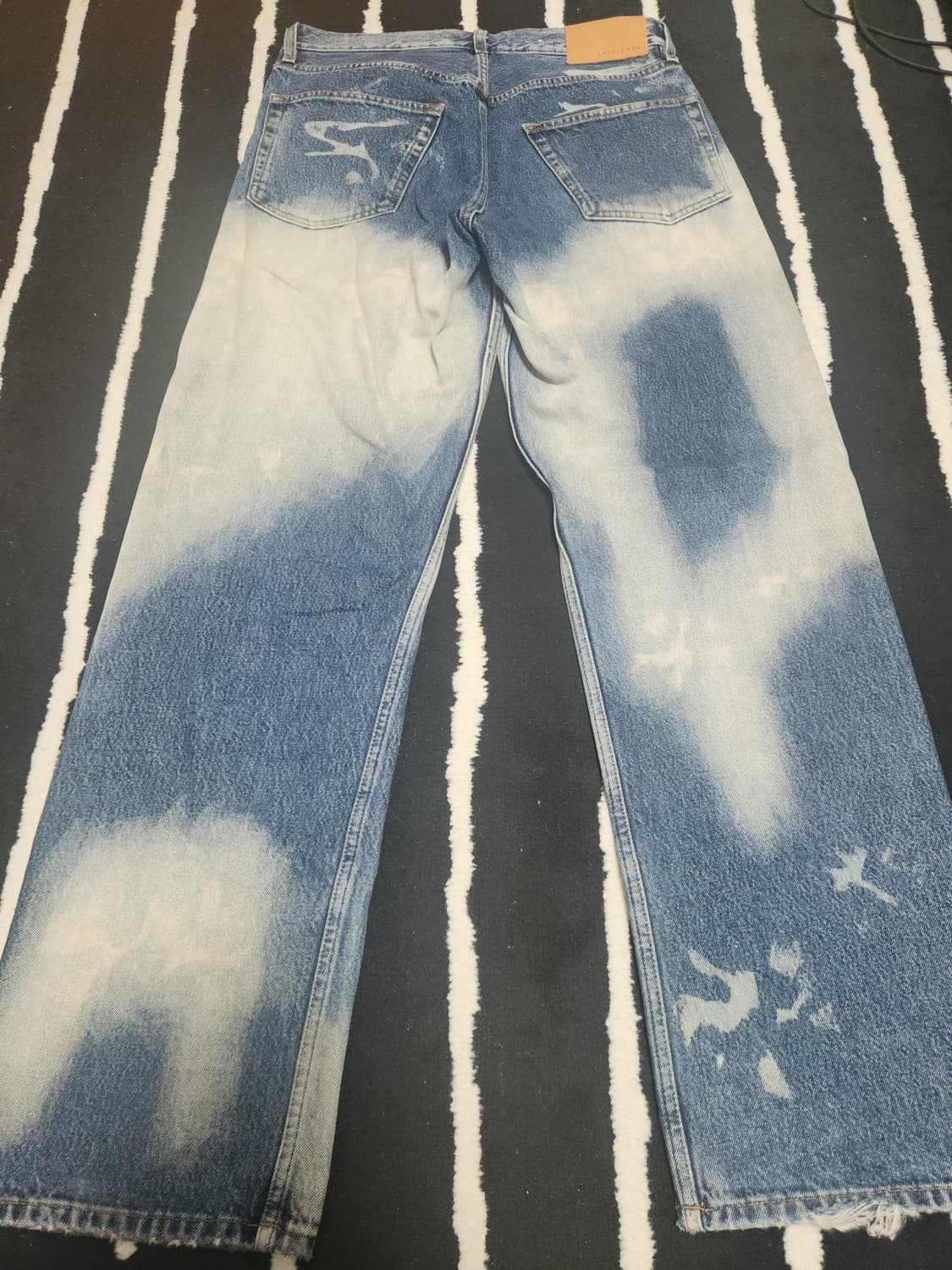 SUNFLOWER bleached denim 상품이미지3