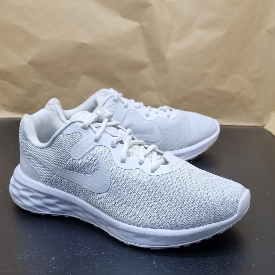 나이키 레볼루션6 화이트 운동화245 상품이미지1