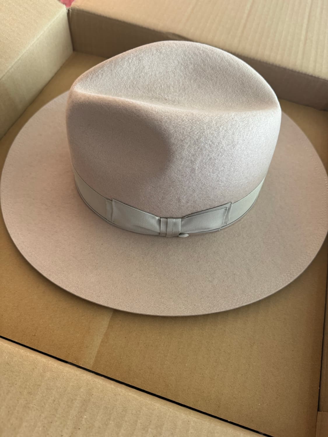 H.W DOG&CO. 페도라 팝니다. 상품이미지1