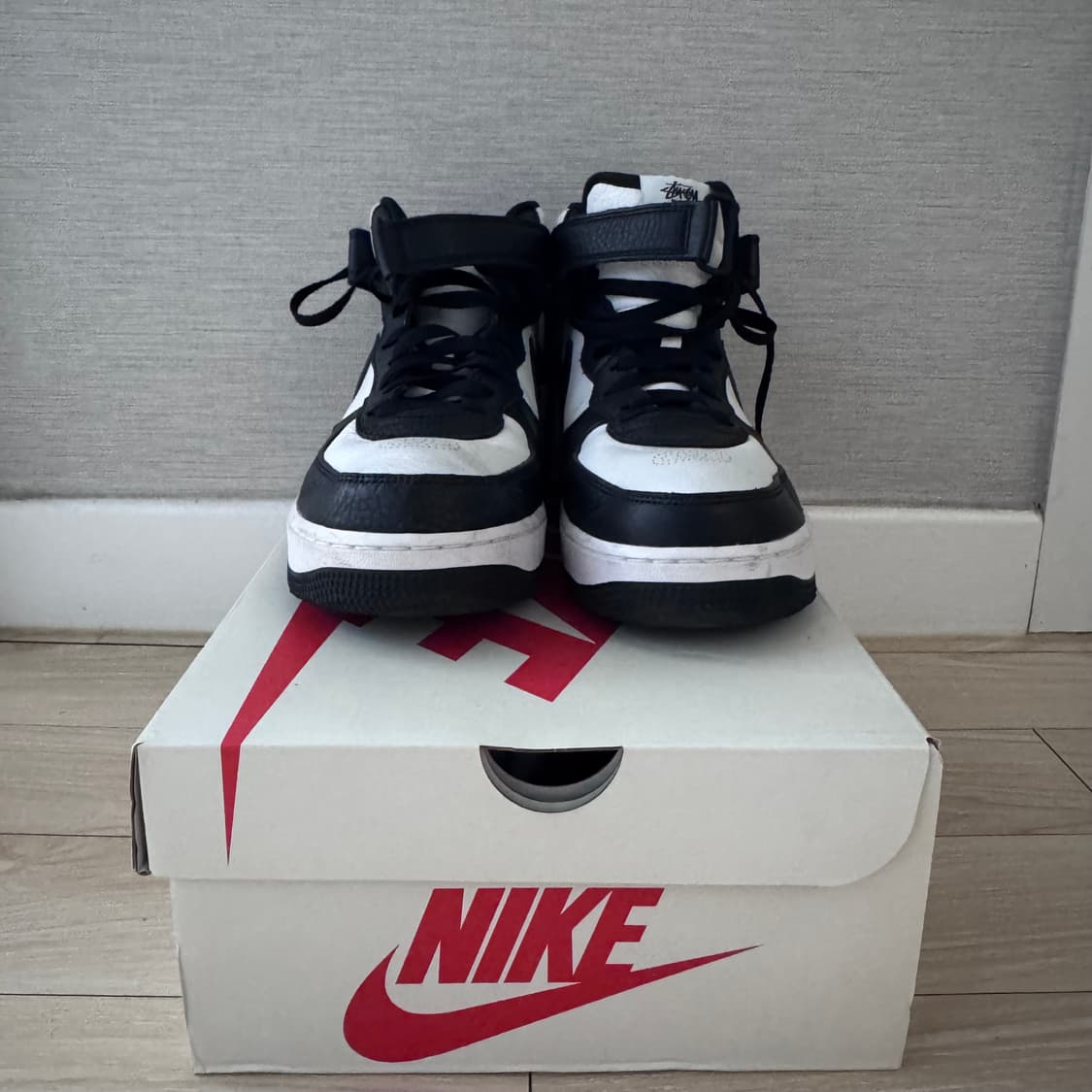 나이키X스투시 에어포스 상품이미지3