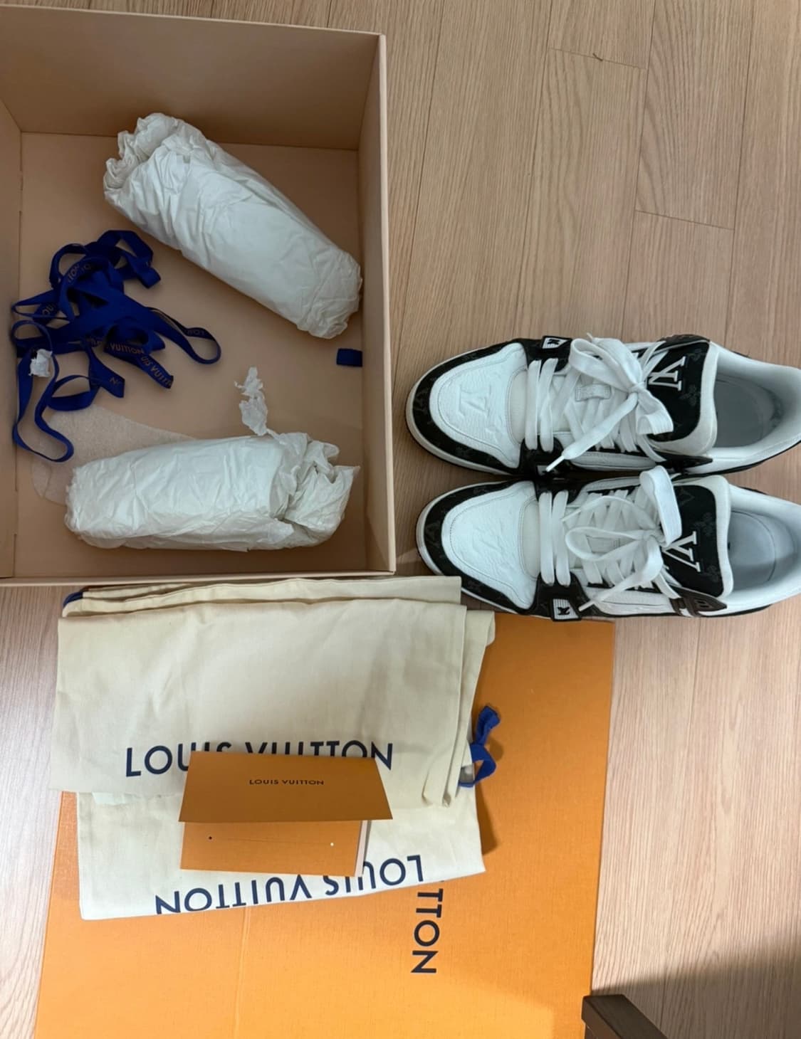 루이비통 트레이너 8.5 상품이미지1
