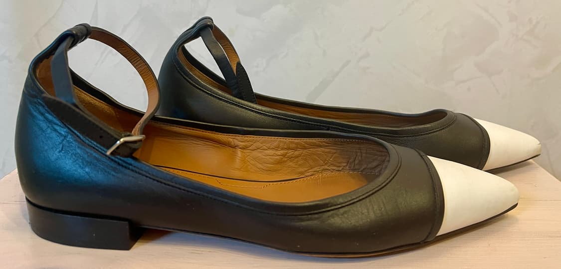 지방시 Givenchy투톤 캡토 앵클 스트랩 플랫슈즈 (235mm) 상품이미지3