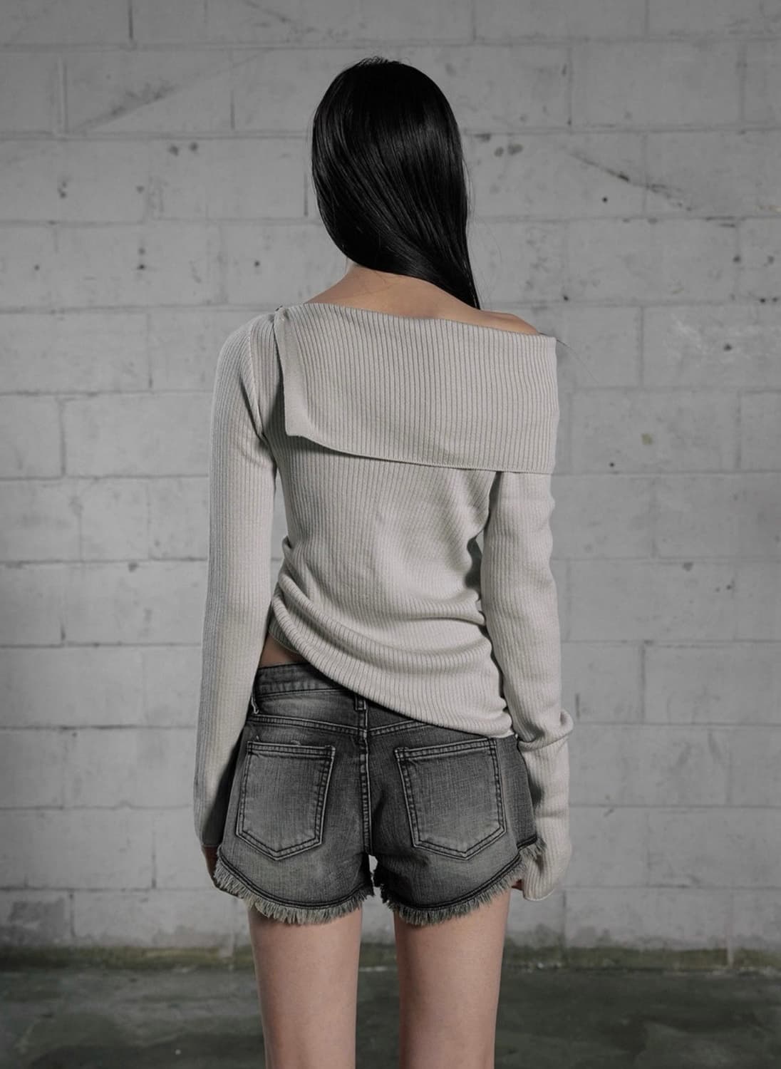 보헴서 오픈카라 언발란스 니트 상품이미지2