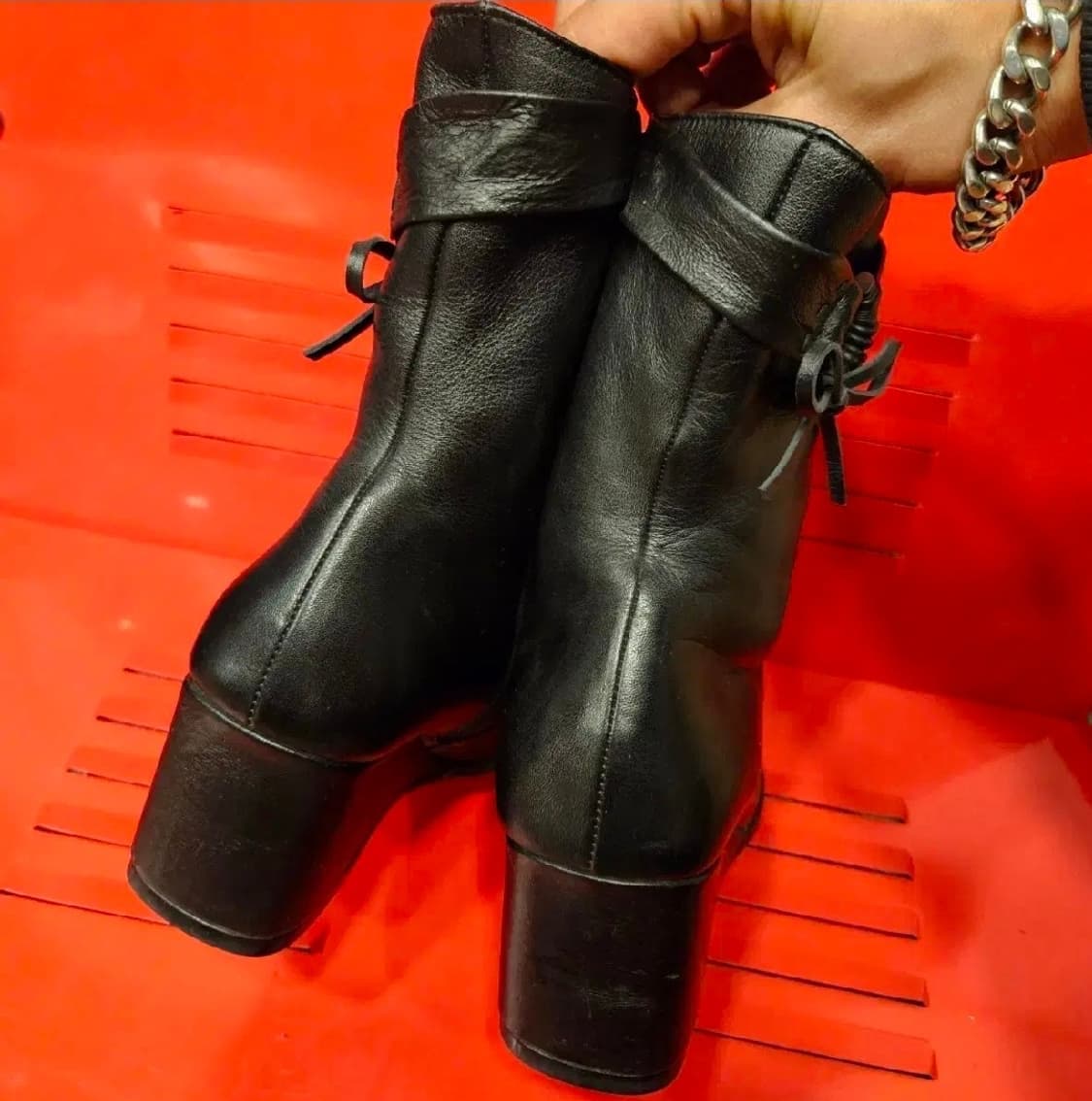 이삭(issac) 리본 밴드 스트렙 레더 앵클 부츠 230 size 상품이미지4