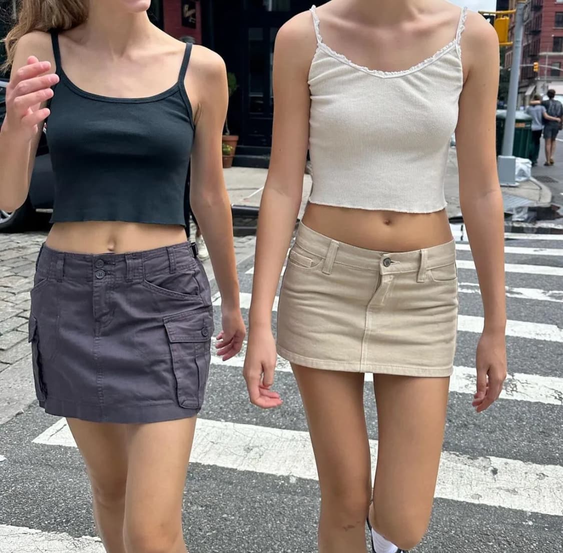Brandy Melville cargo mini skirt 상품이미지1