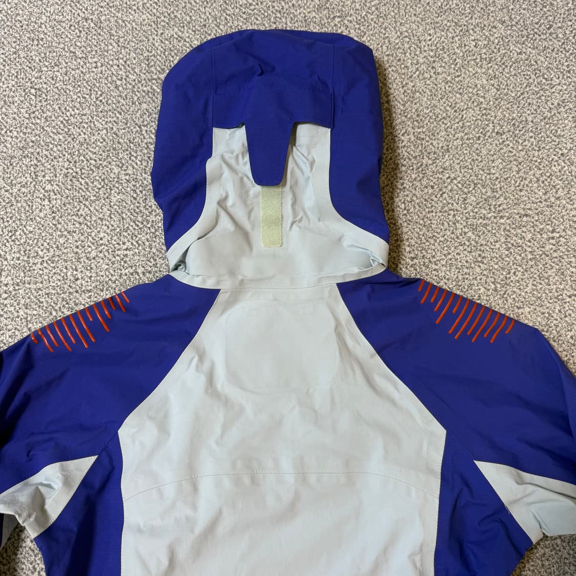 컬럼비아 옴니 드라이 고어텍스 바람막이 여성용 상품이미지4