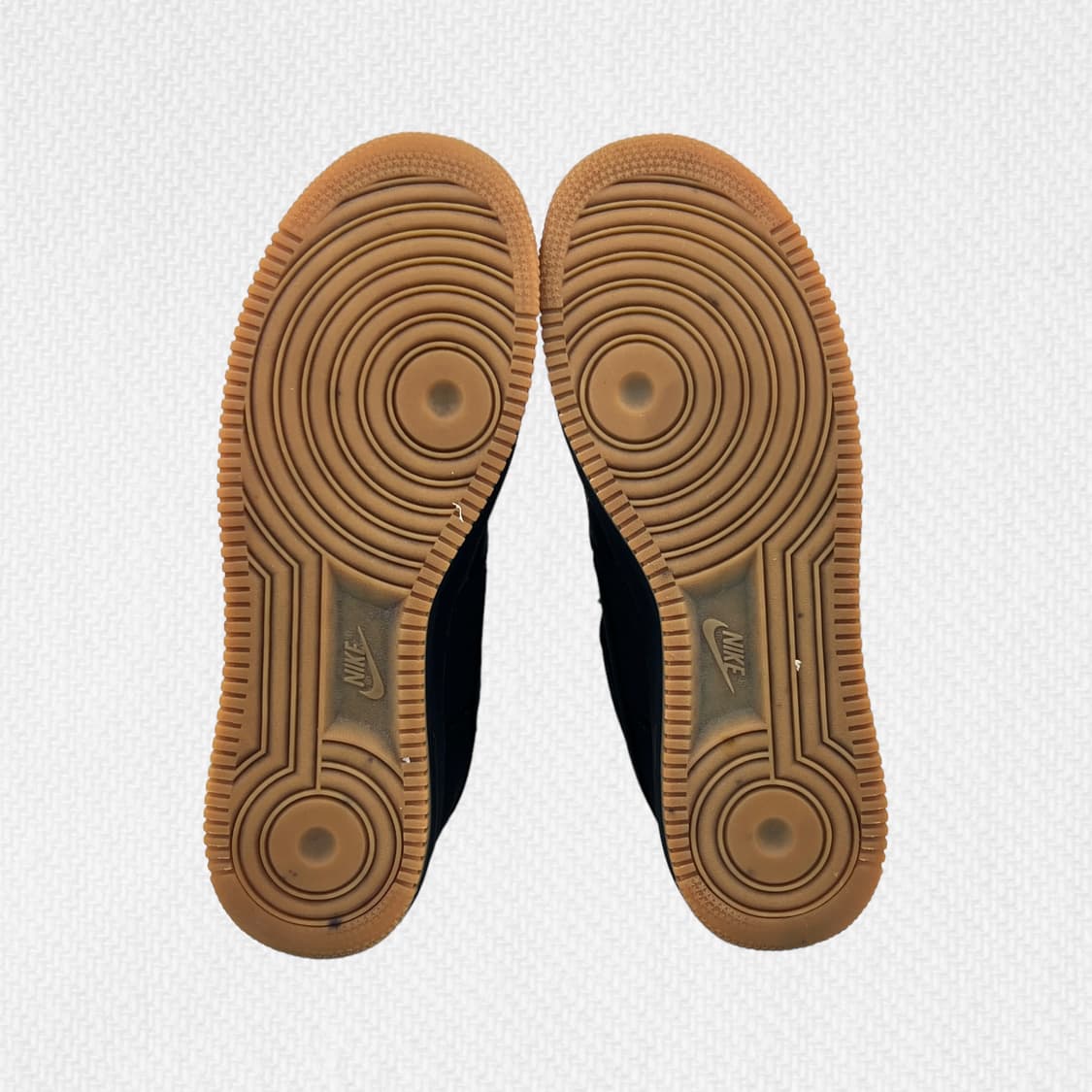 285 나이키 에어포스1 고어텍스 블랙 라이트 카본 상품이미지9