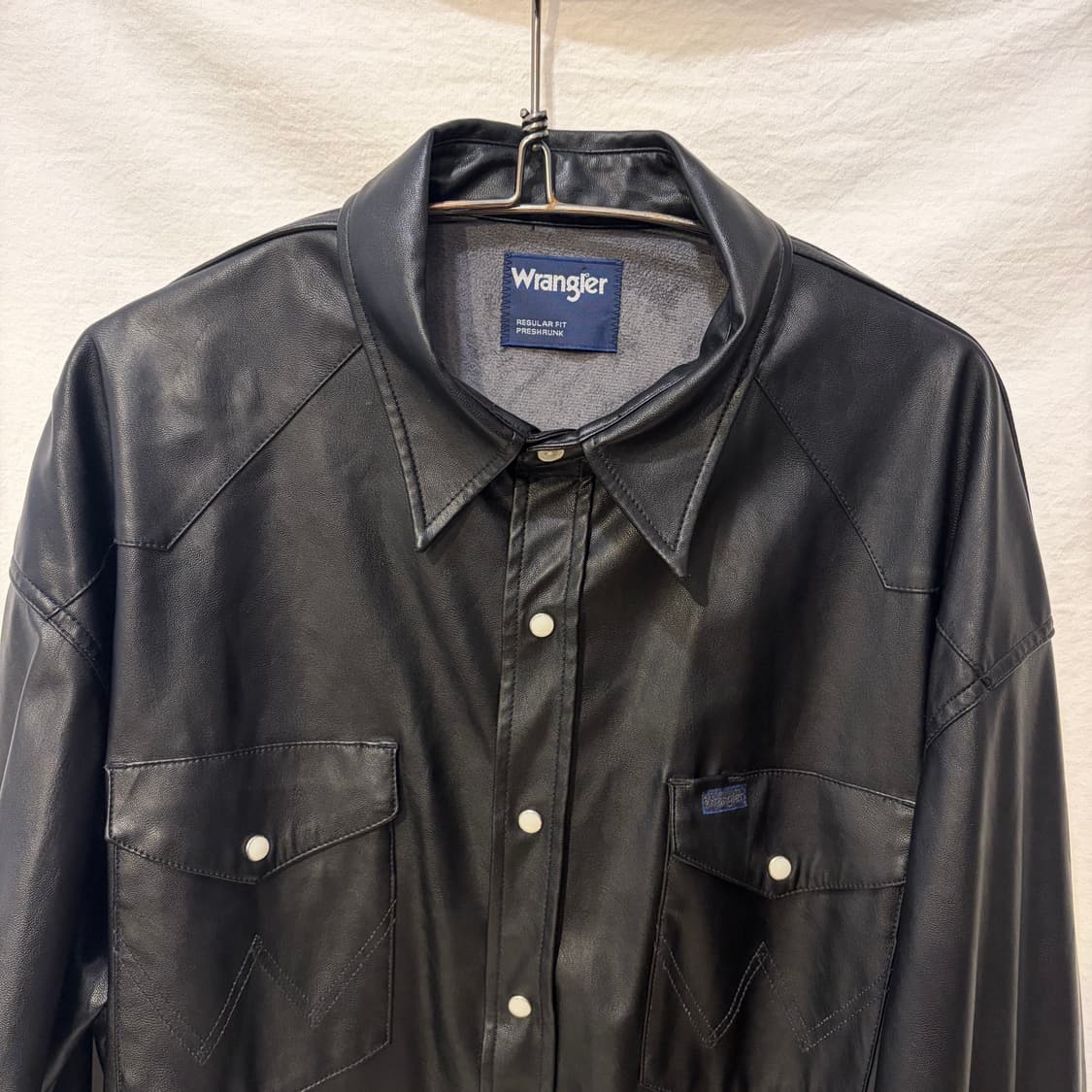 랭글러 블랙 비건 레더 웨스턴 셔츠 남방 상품이미지2