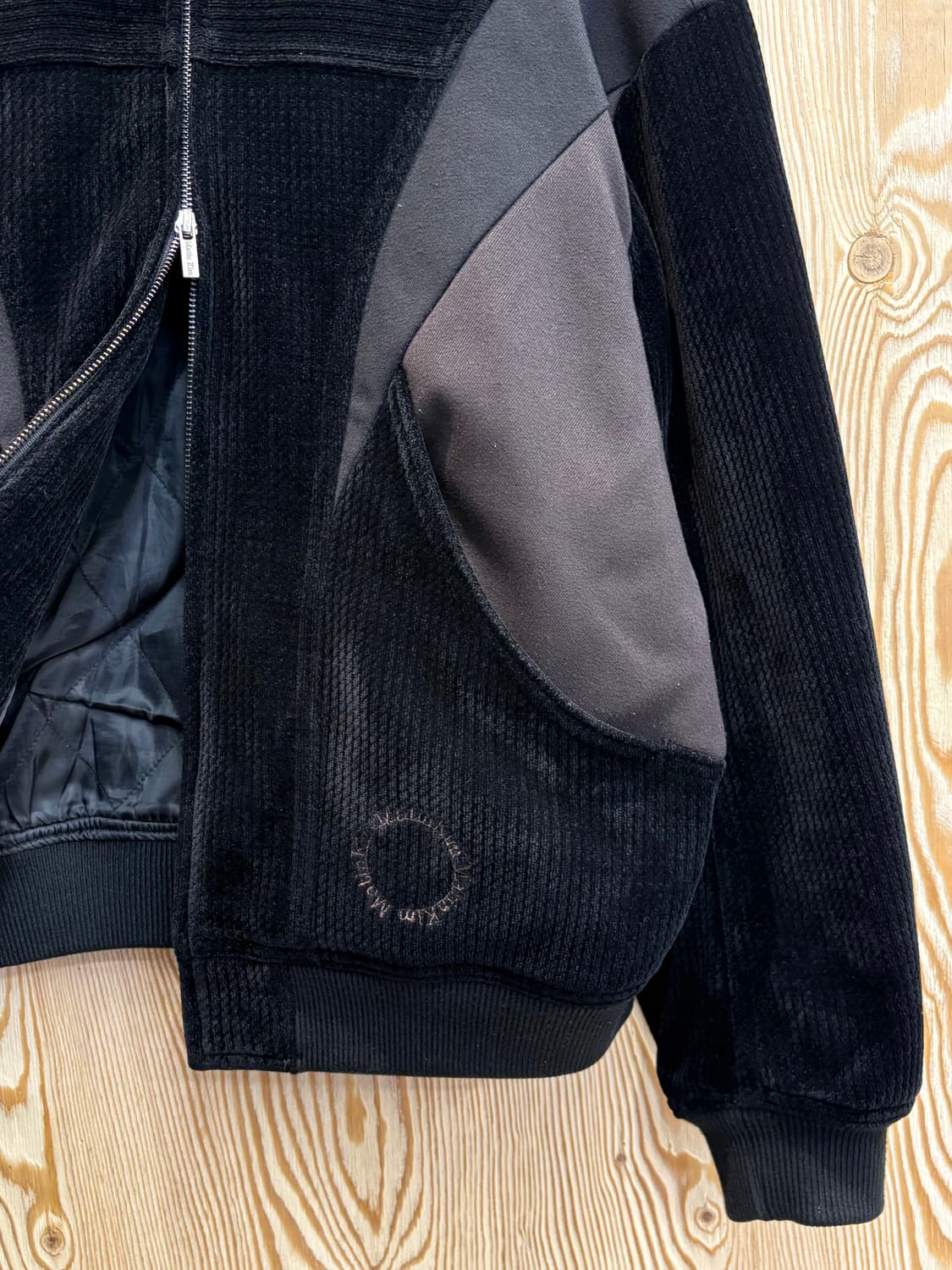 마뗑킴 코듀로이 오발 바시티 자켓 상품이미지2