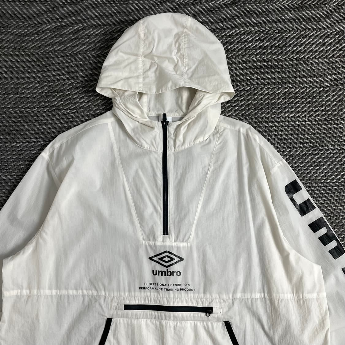 엄브로 빅로고 박시핏 나일론 우븐 아노락y 3503 상품이미지4