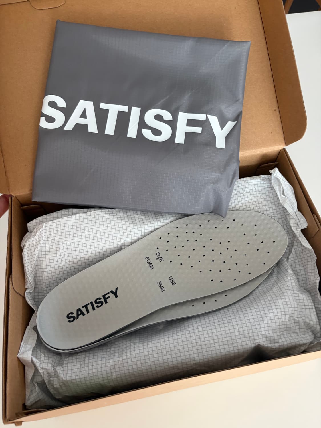 SATISFY 새티스파이 더라커 260 새제품 상품이미지2