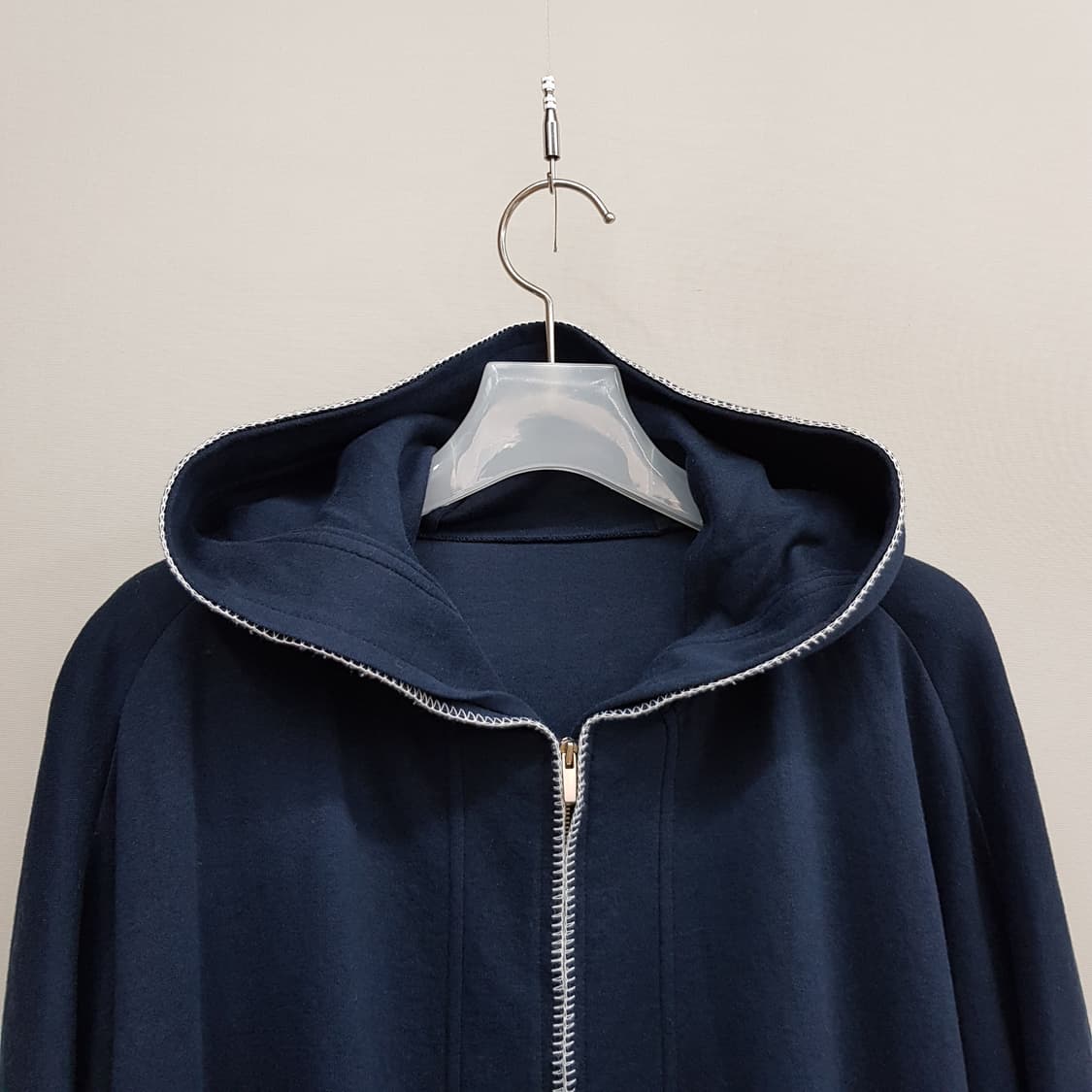 한섬 시스템 2021 배색 후드 플레어 집업 88-98-165사이즈 상품이미지4