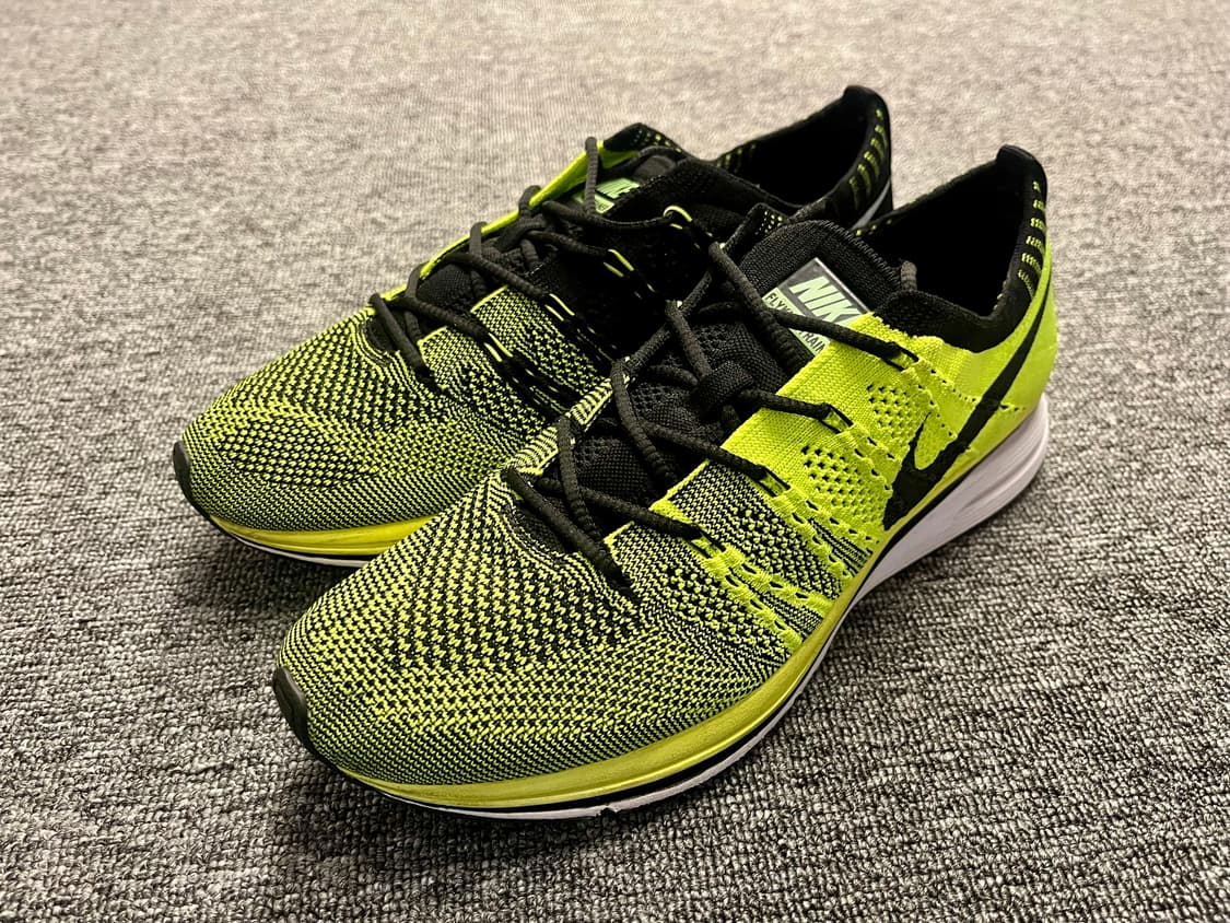 [255] 나이키 플라이니트 트레이너 형광  상품이미지1