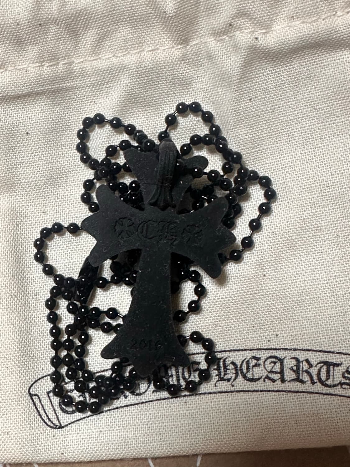 크롬하츠 실리크롬 크로스 팬던트 블랙 상품이미지3