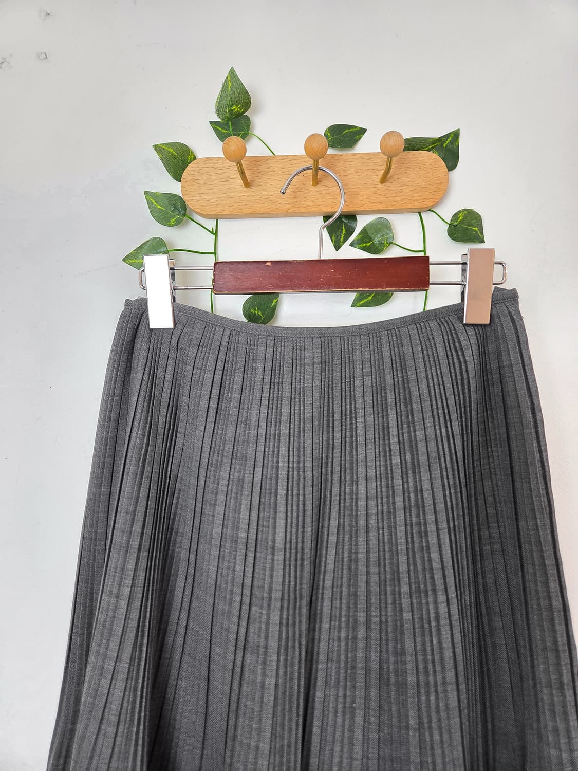 플리츠 미디 스커트 상품이미지2