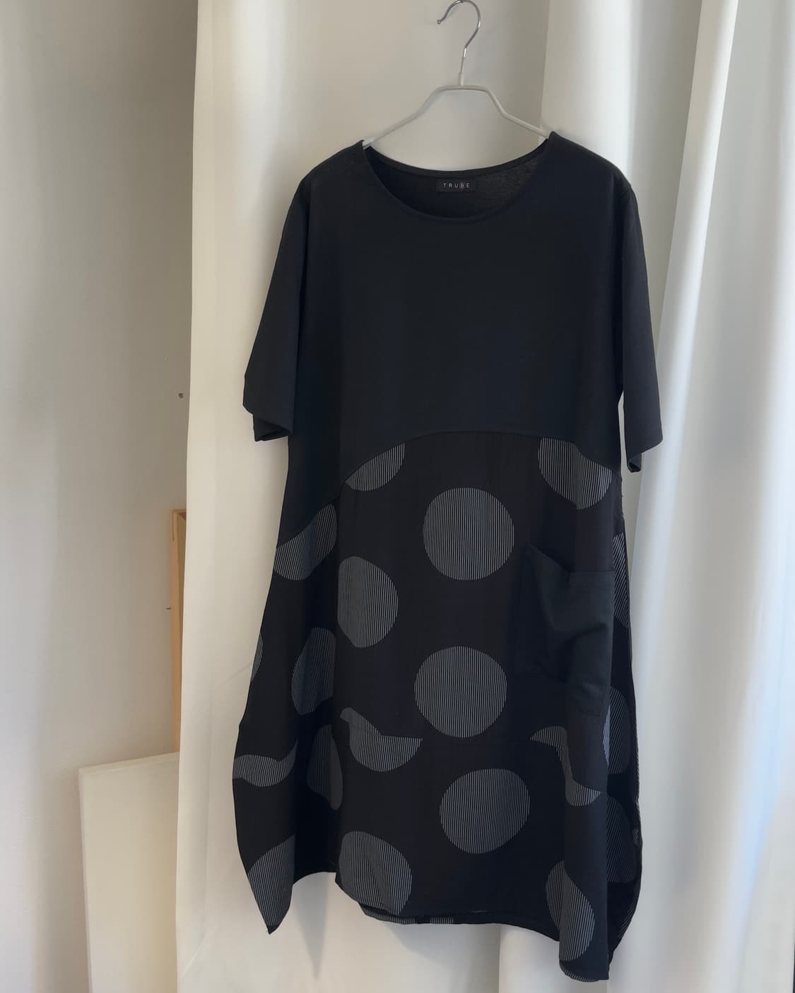 [TRUBE] black dot volume dress 상품이미지1