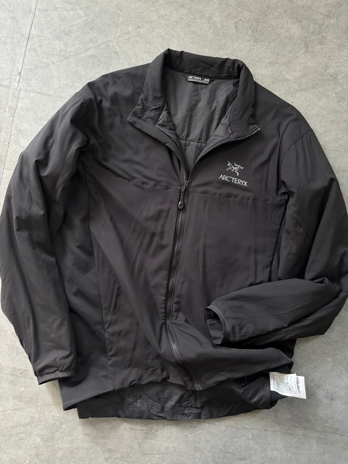 Arc'teryx 아크테릭스 아톰 LT 자켓 블랙 상품이미지1
