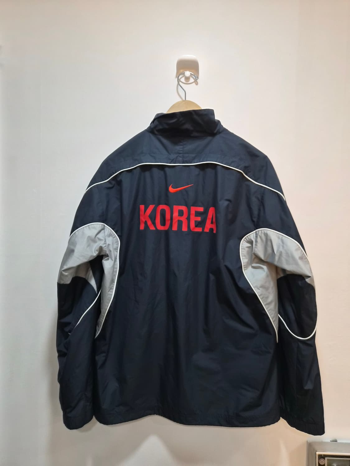 L/100) 나이키 대한민국 국대 트랙자켓 팝니다 상품이미지1