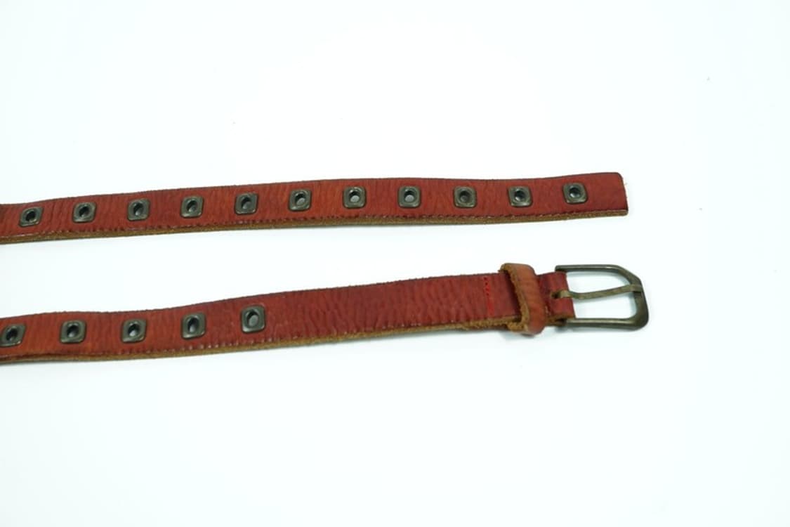 빈티지 레드 브라운 스퀘어 아일렛 펀칭 레더 벨트 상품이미지5